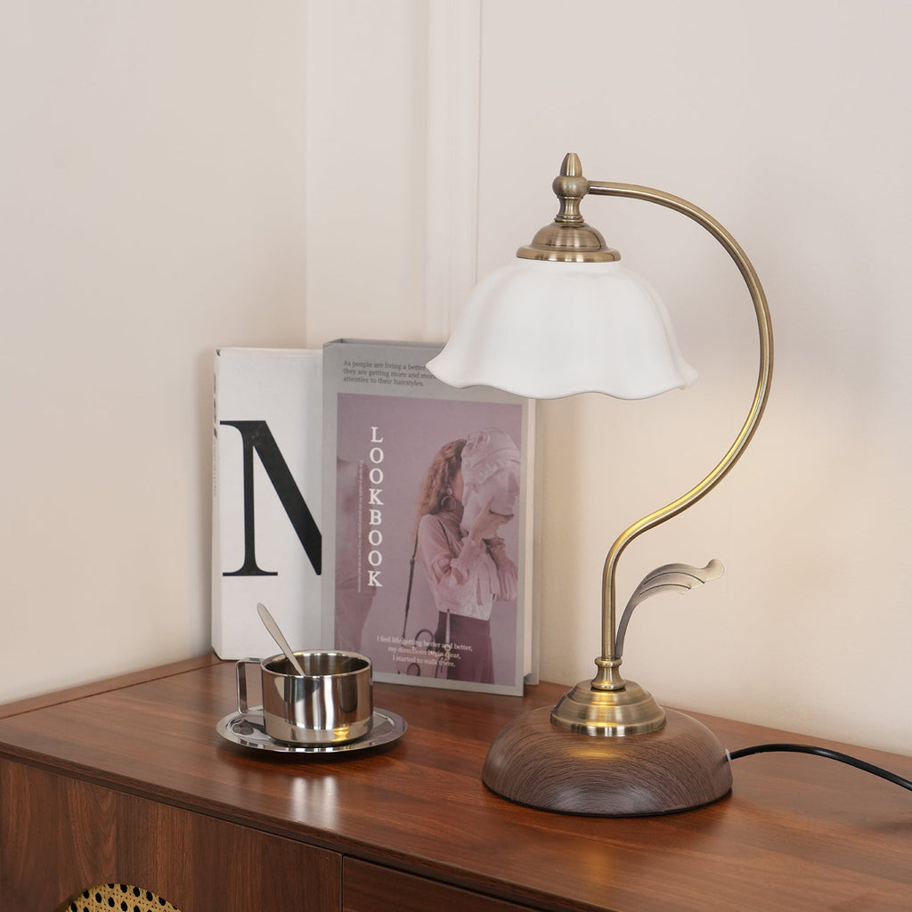 vintage-laiton-table-lamp-anzaz-Walnut Color & Gold-2