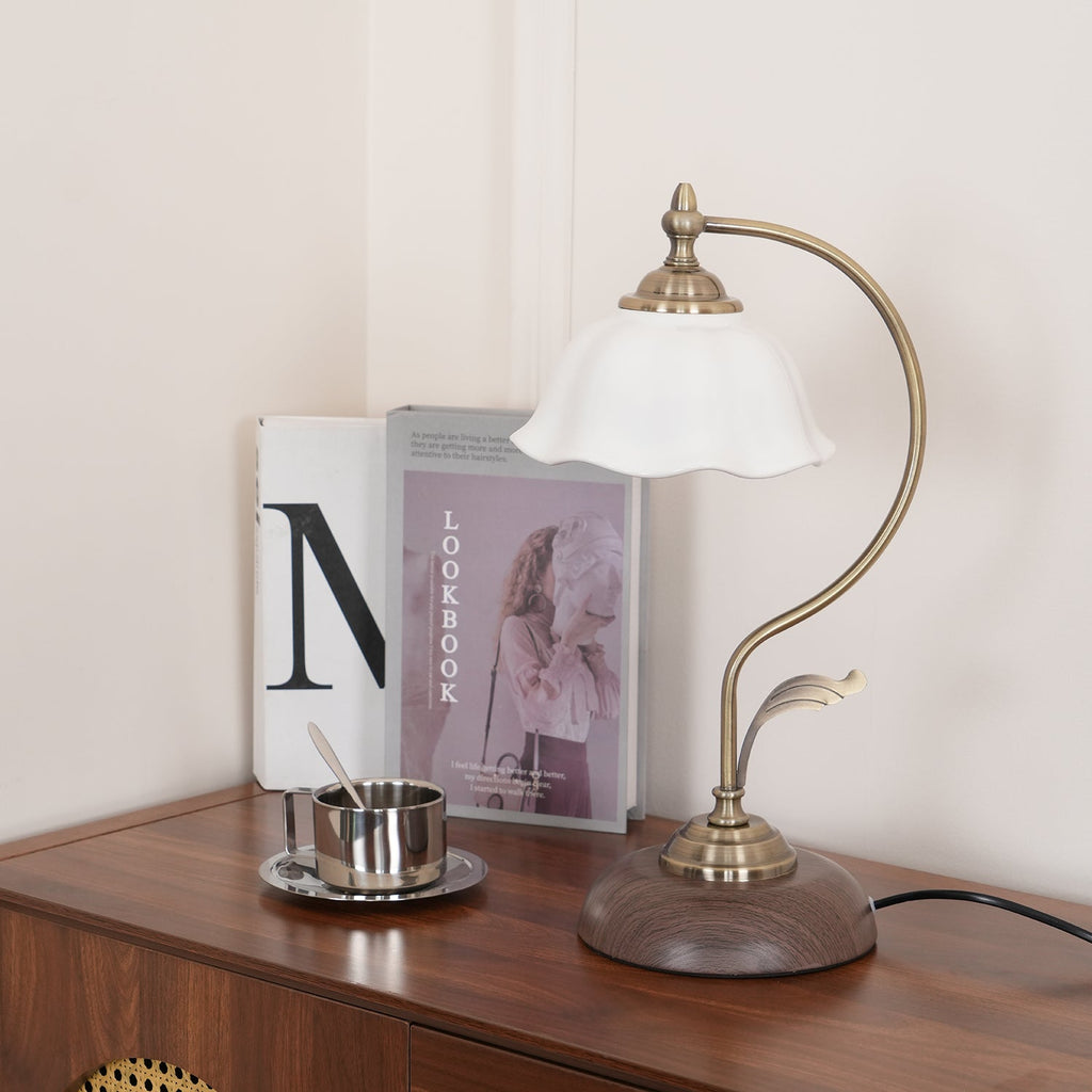 vintage-laiton-table-lamp-anzaz-Walnut Color & Gold-4