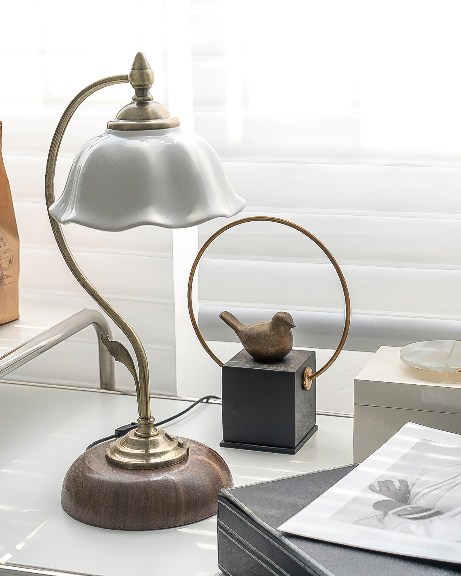 vintage-laiton-table-lamp-anzaz--17