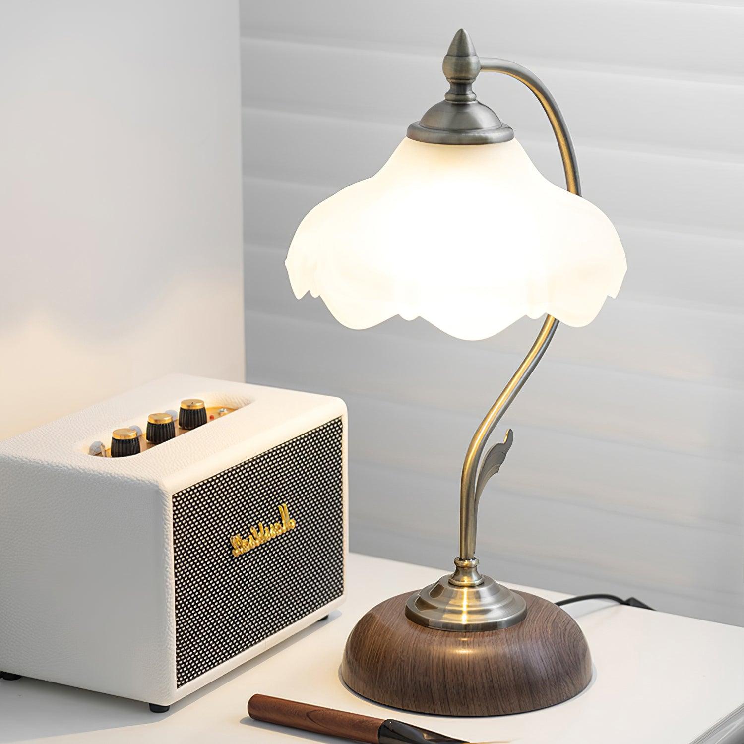vintage-laiton-table-lamp-anzaz--24