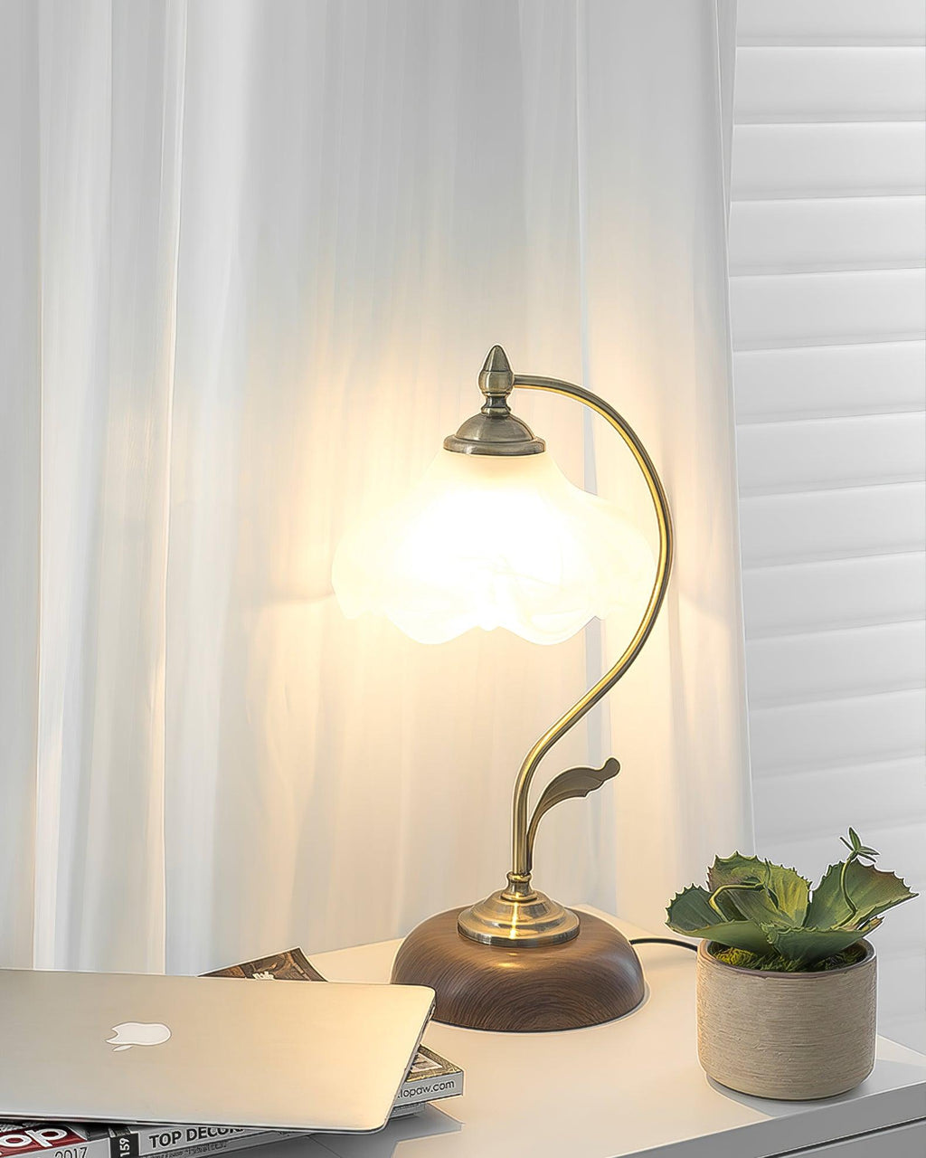vintage-laiton-table-lamp-anzaz--11