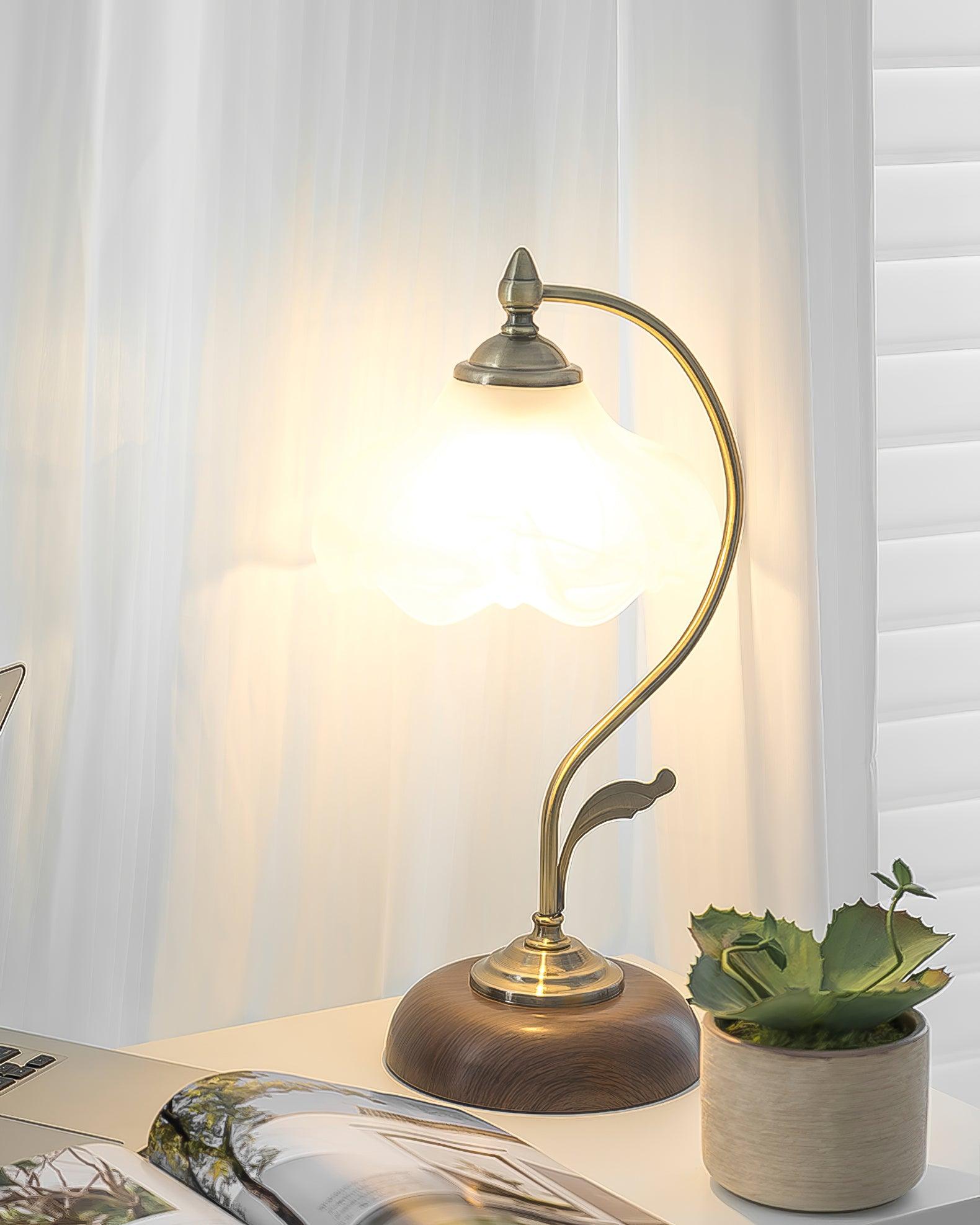 vintage-laiton-table-lamp-anzaz--13