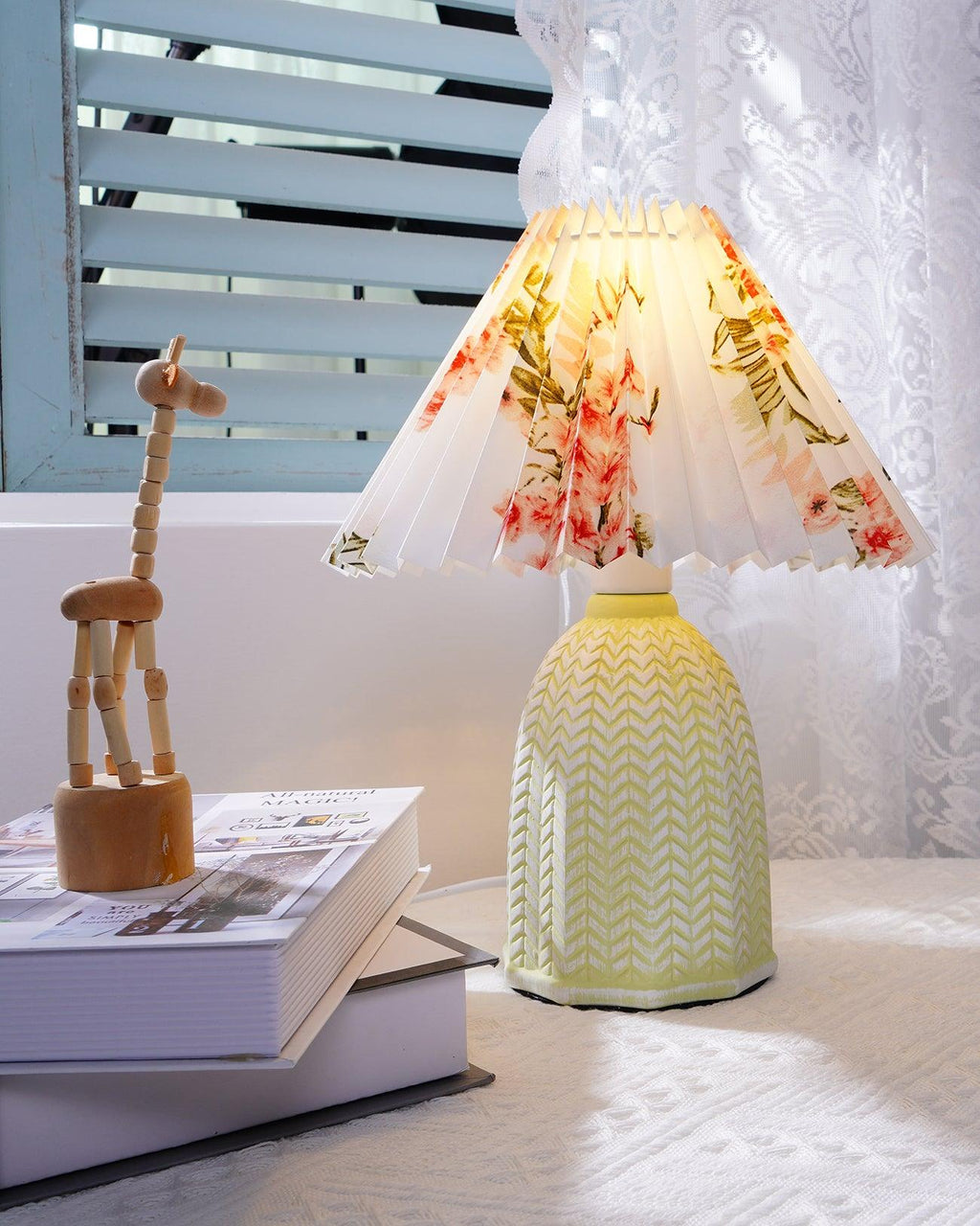 vintage-pleated-table-lamp-anzaz--12