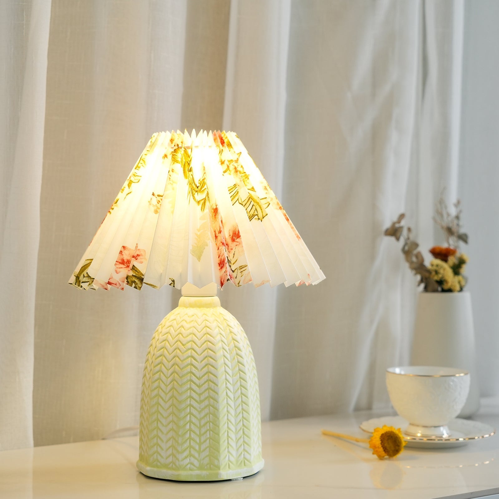vintage-pleated-table-lamp-anzaz-Light green+White Printed Pattern-5