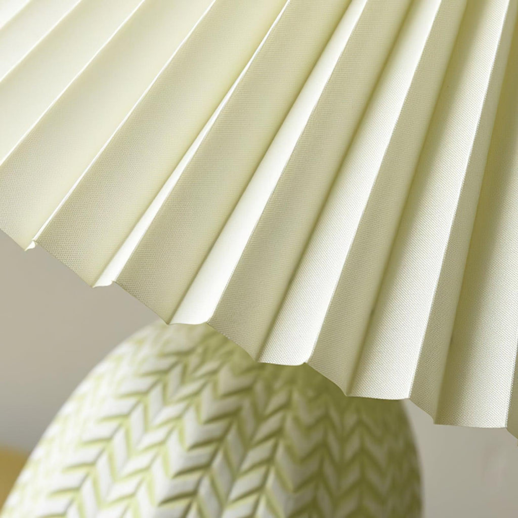 vintage-pleated-table-lamp-anzaz--38