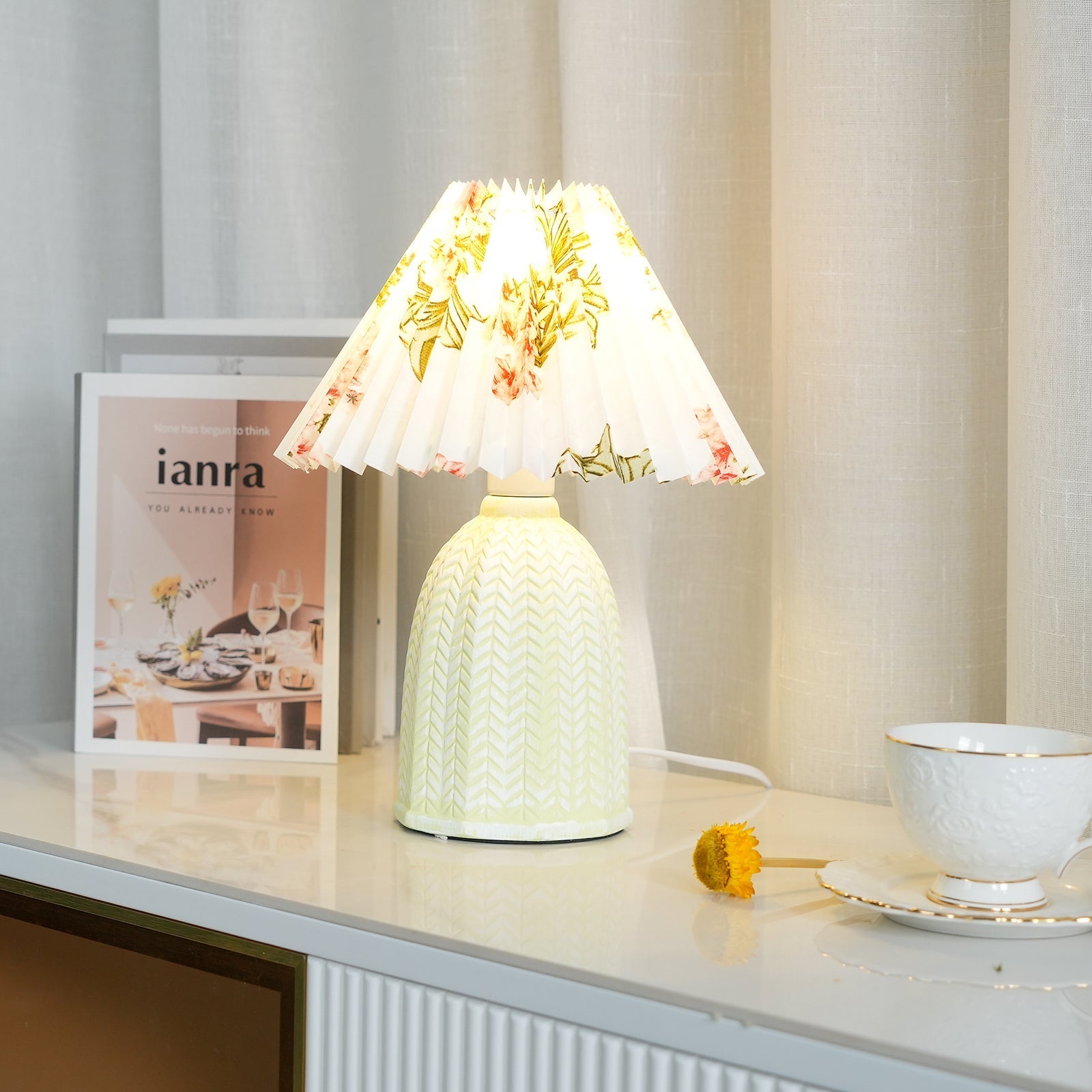 vintage-pleated-table-lamp-anzaz-Light green+Beige-4