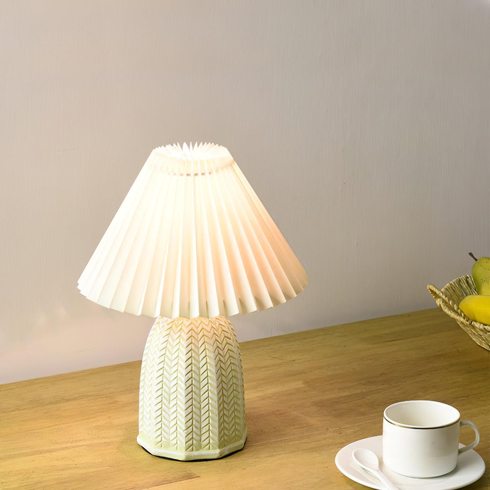 vintage-pleated-table-lamp-anzaz--18