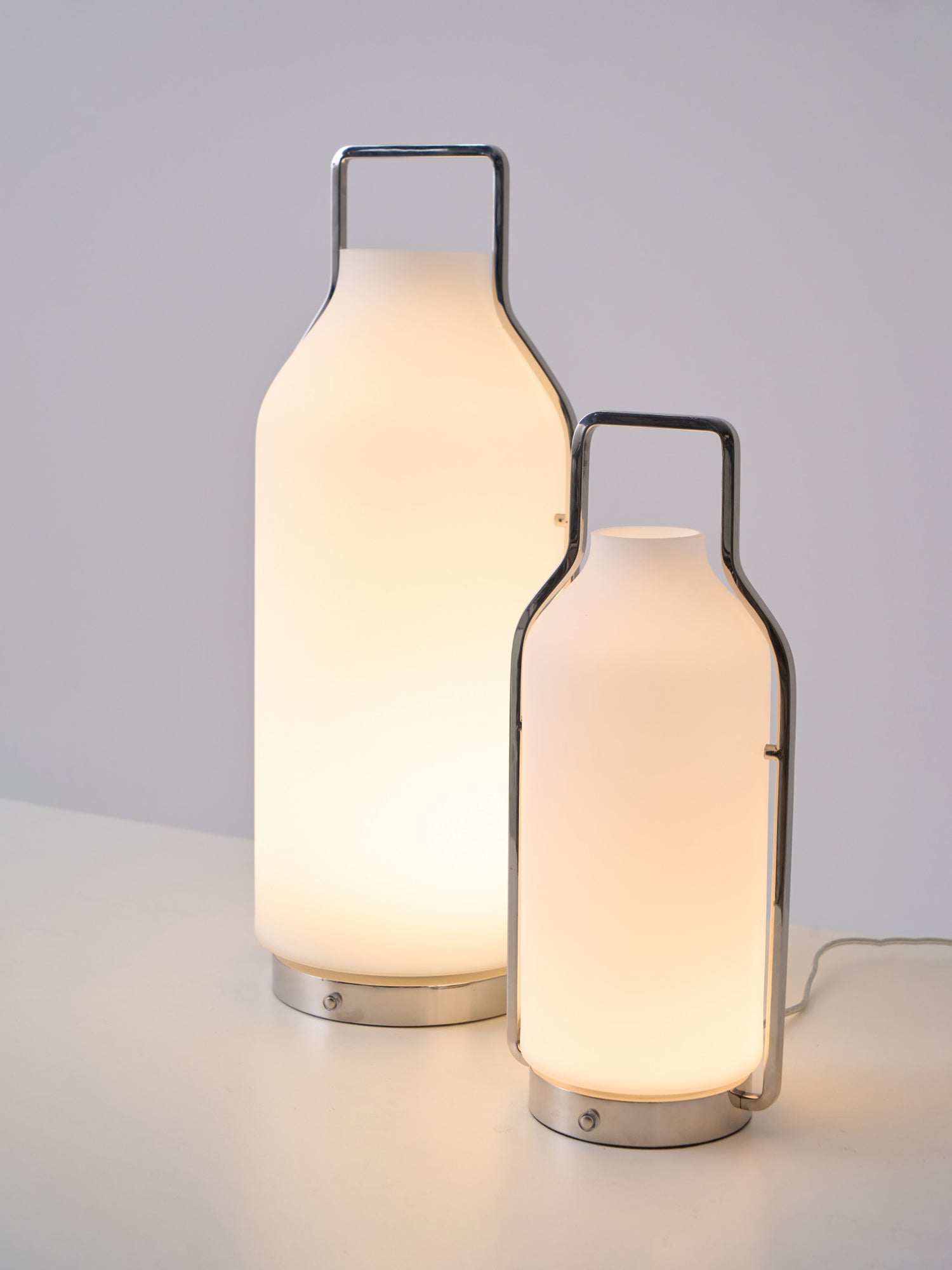 vintara-lantern-table-lamp-anzaz-Chrome & White-8