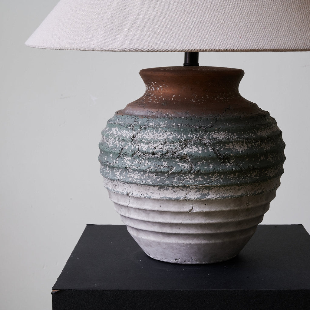 volca-gradient-clay-table-lamp-anzaz--8