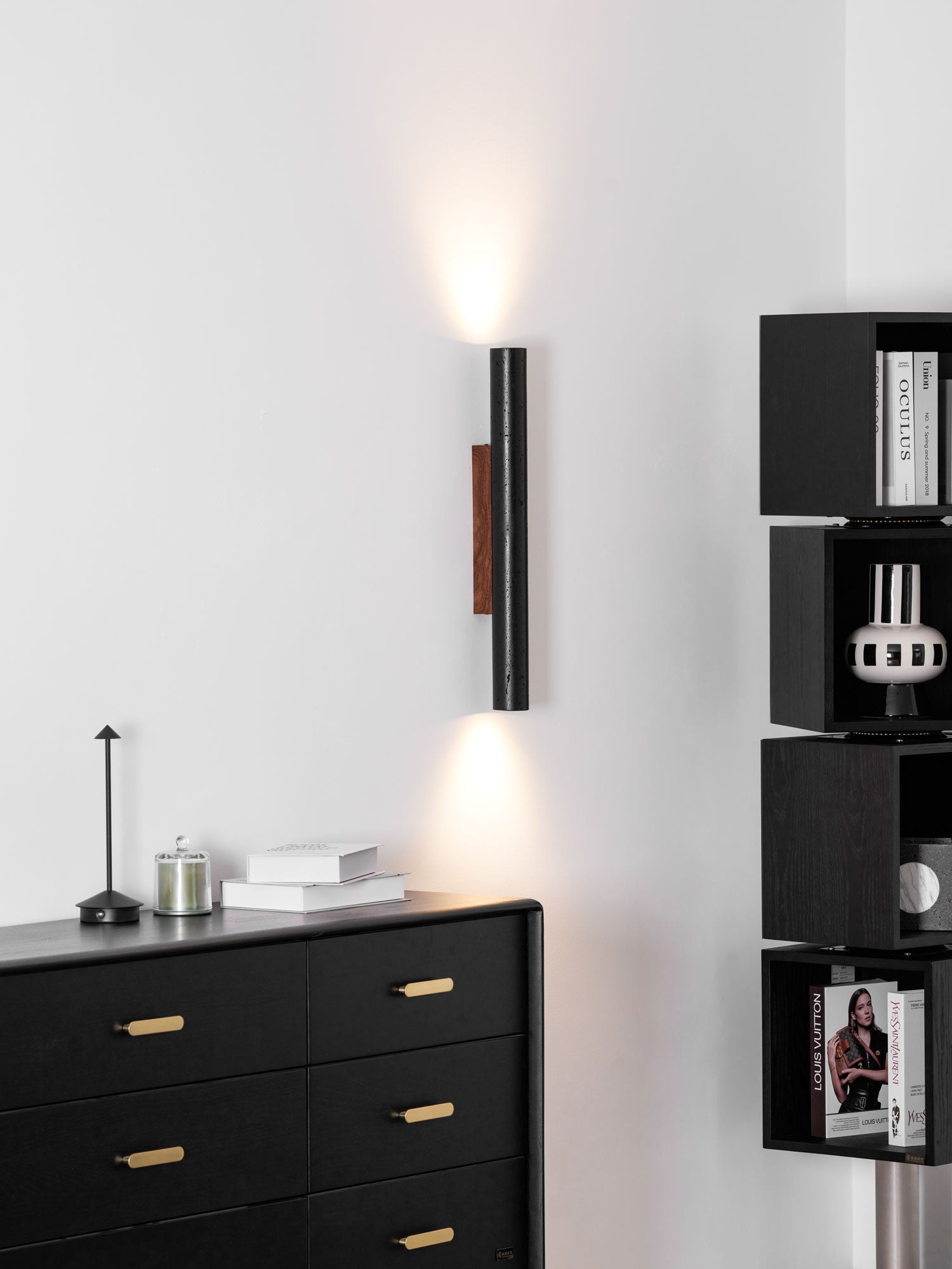 volcanic-noir-wall-sconce-anzaz--19