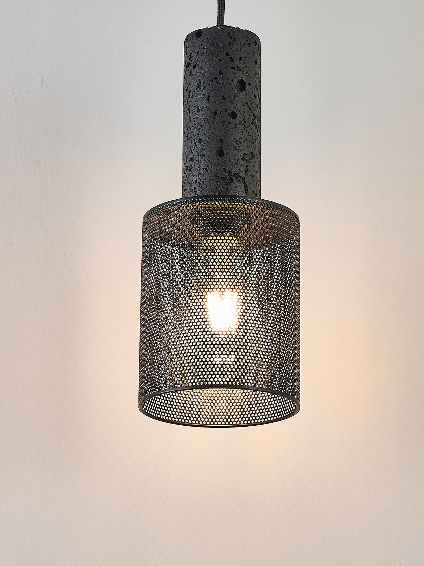 vultex-mesh-pendant-lamp-anzaz--11