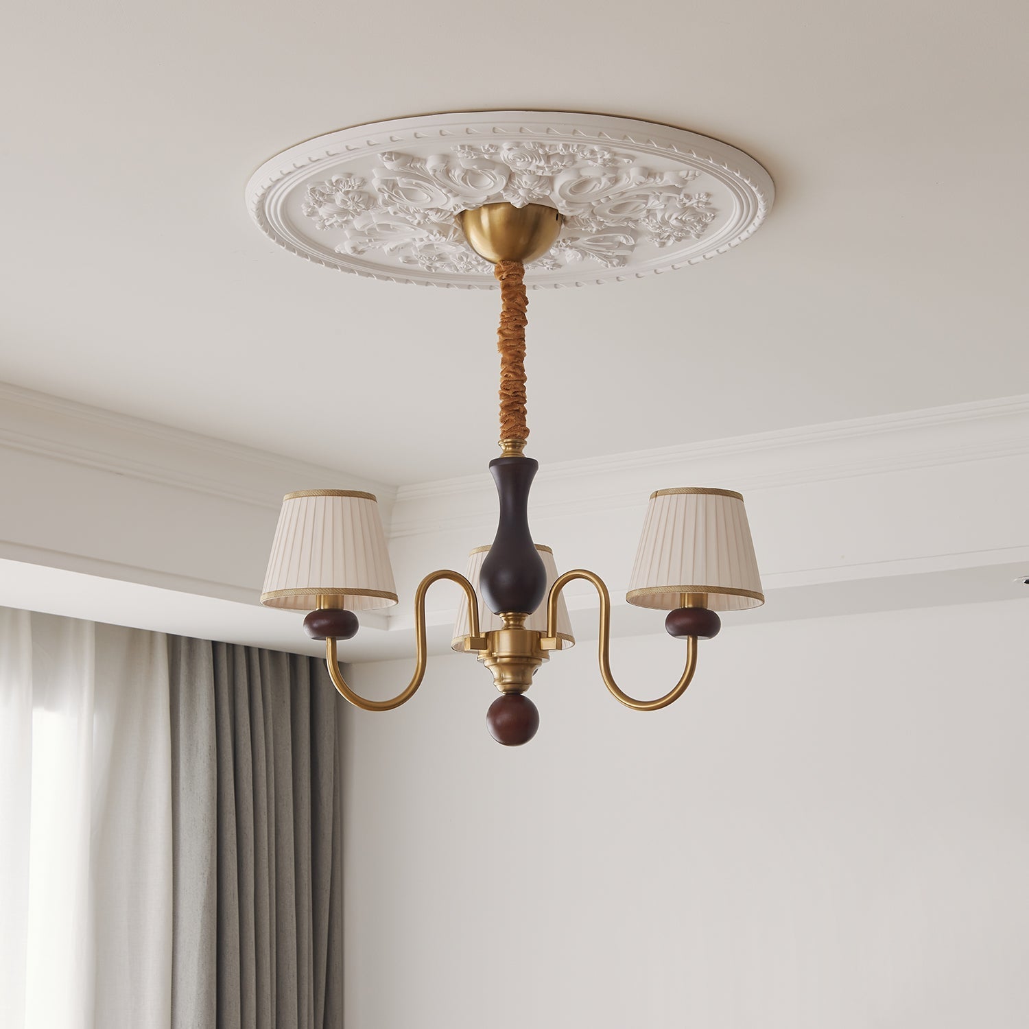 walden-pleat-chandelier-anzaz--7