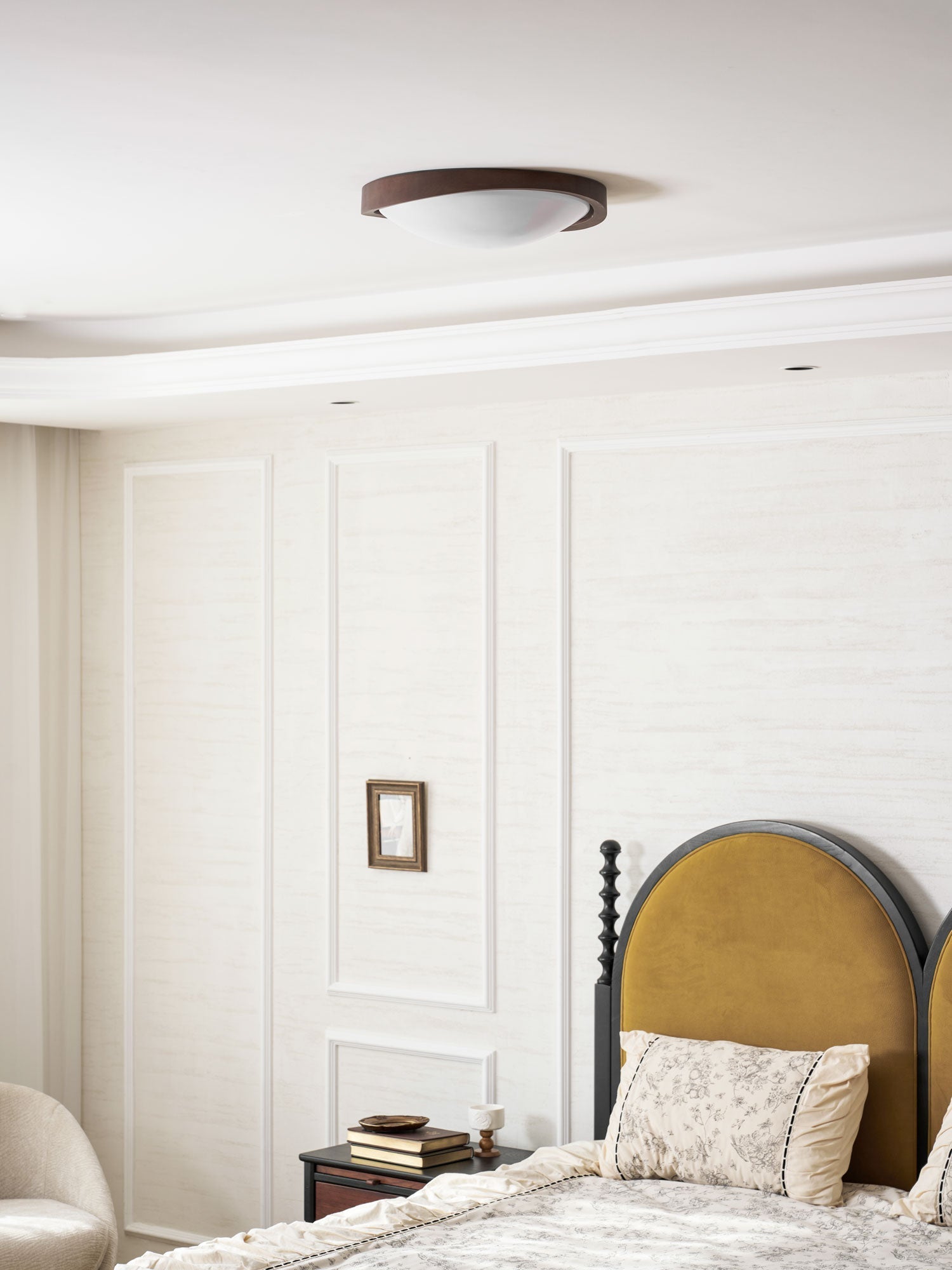 walnut-curved-edge-ceiling-light-anzaz--23