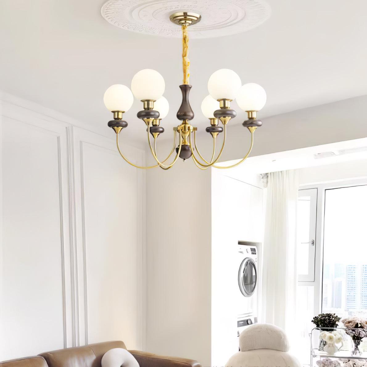 retro-monique-chandelier-anzaz--18