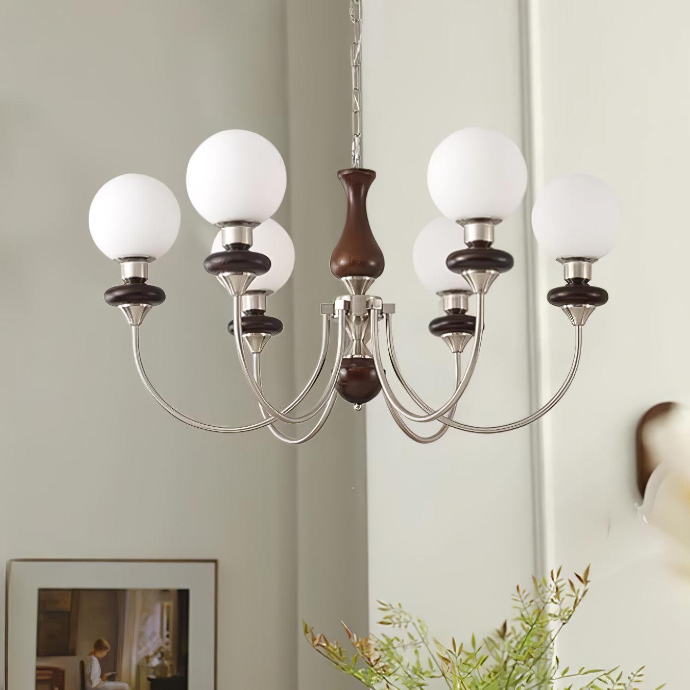 retro-monique-chandelier-anzaz--26