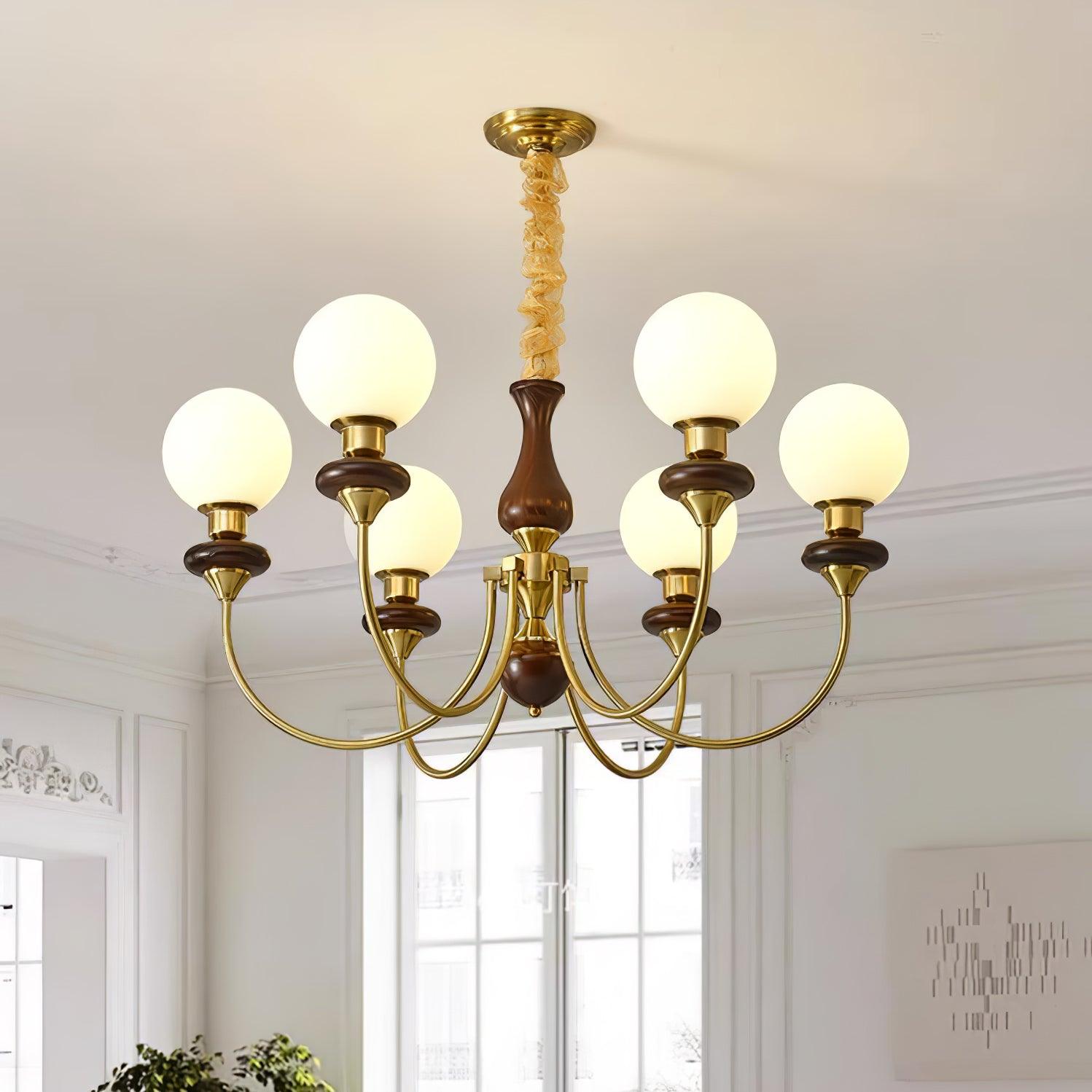 retro-monique-chandelier-anzaz--7
