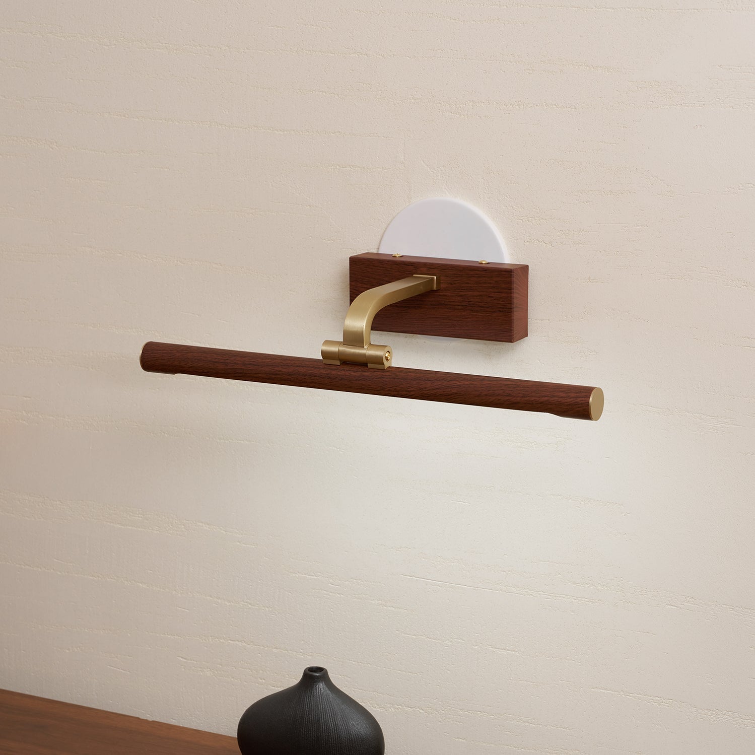 walnut-linear-led-wall-light-anzaz--37