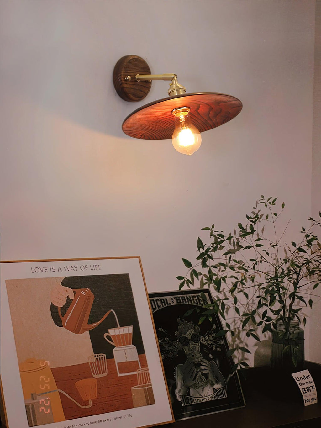 walnut-flared-wall-light-anzaz--9