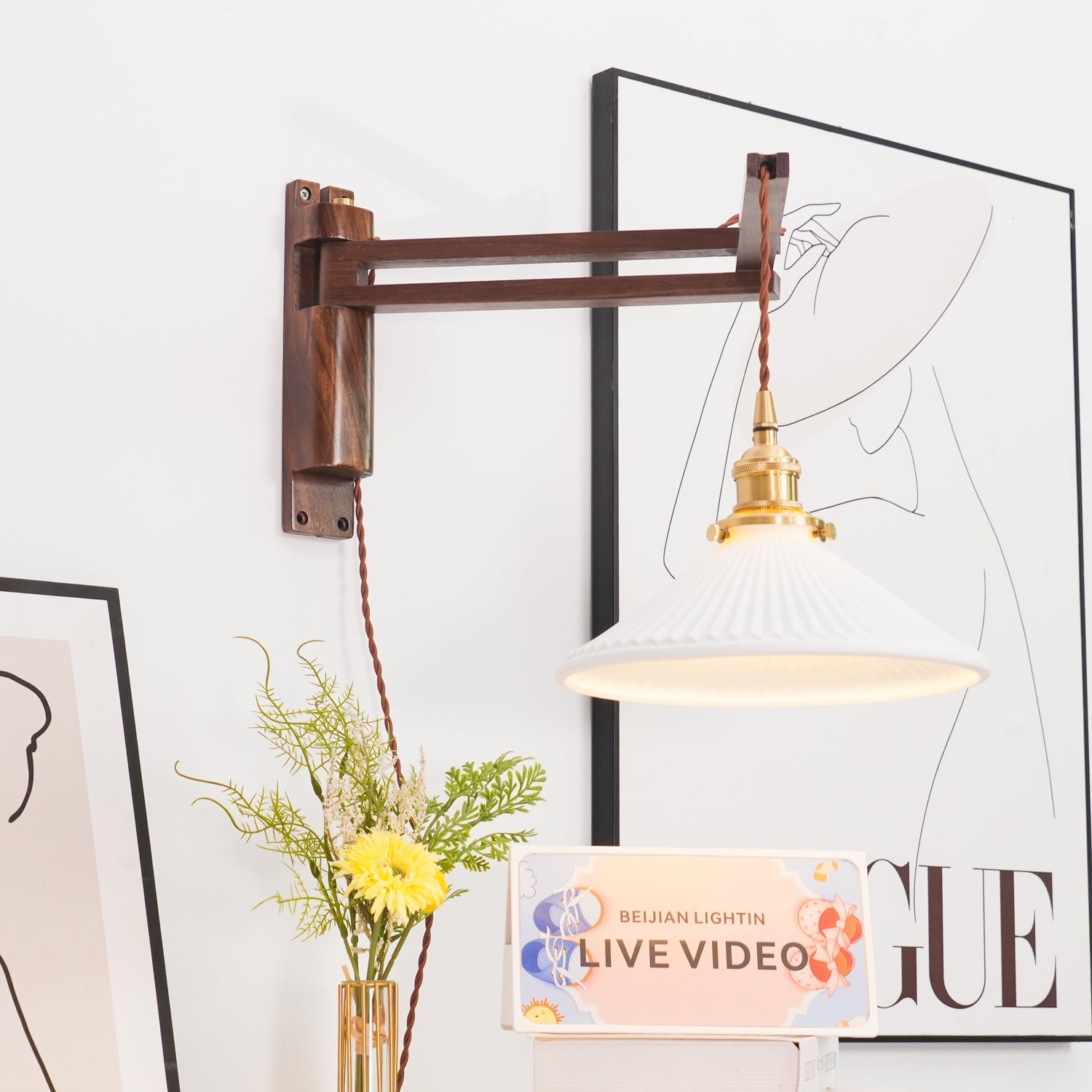 swing-arm-walnut-wall-light-anzaz--11