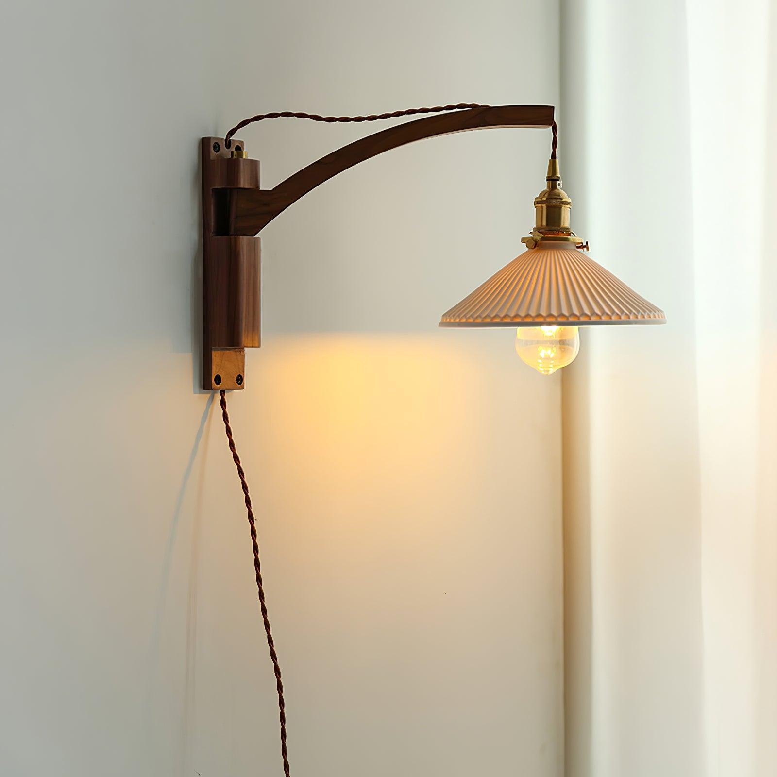 swing-arm-walnut-wall-light-anzaz--39