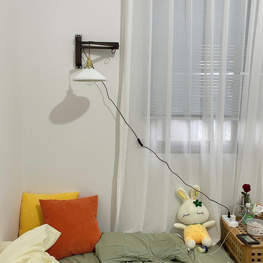 walnut-telescopic-wall-lamp-anzaz--9