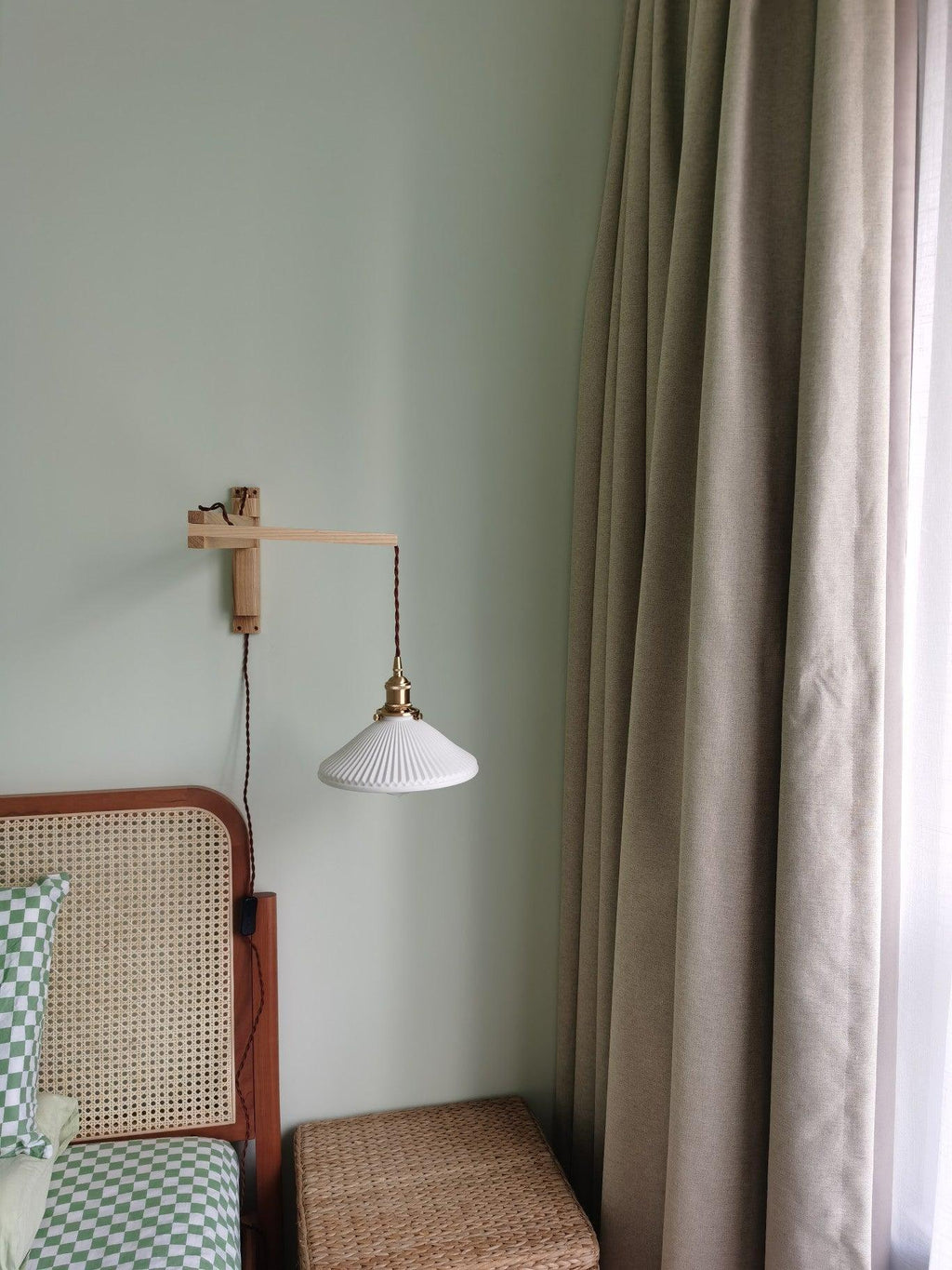 walnut-telescopic-wall-lamp-anzaz--23
