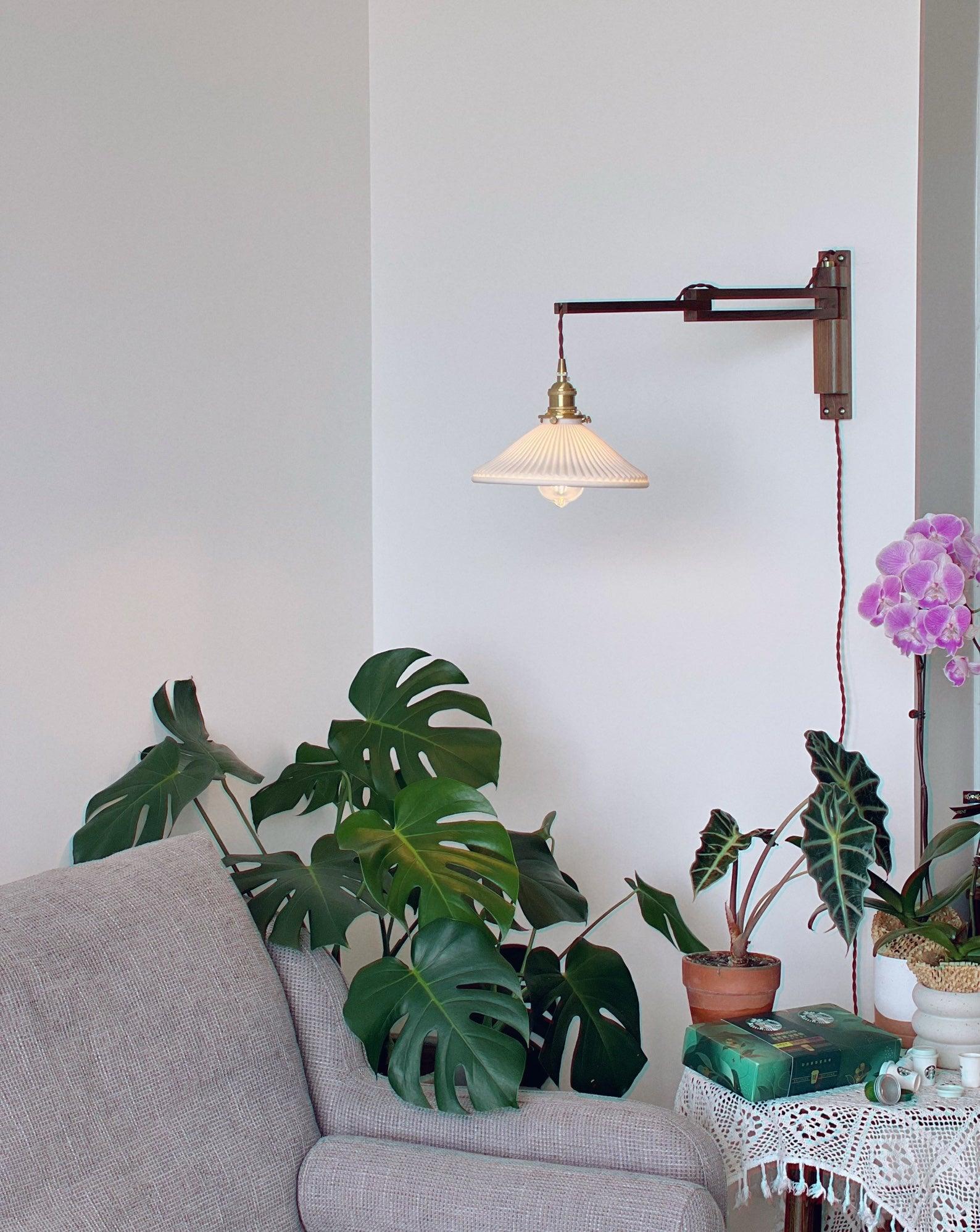 walnut-telescopic-wall-lamp-anzaz--26
