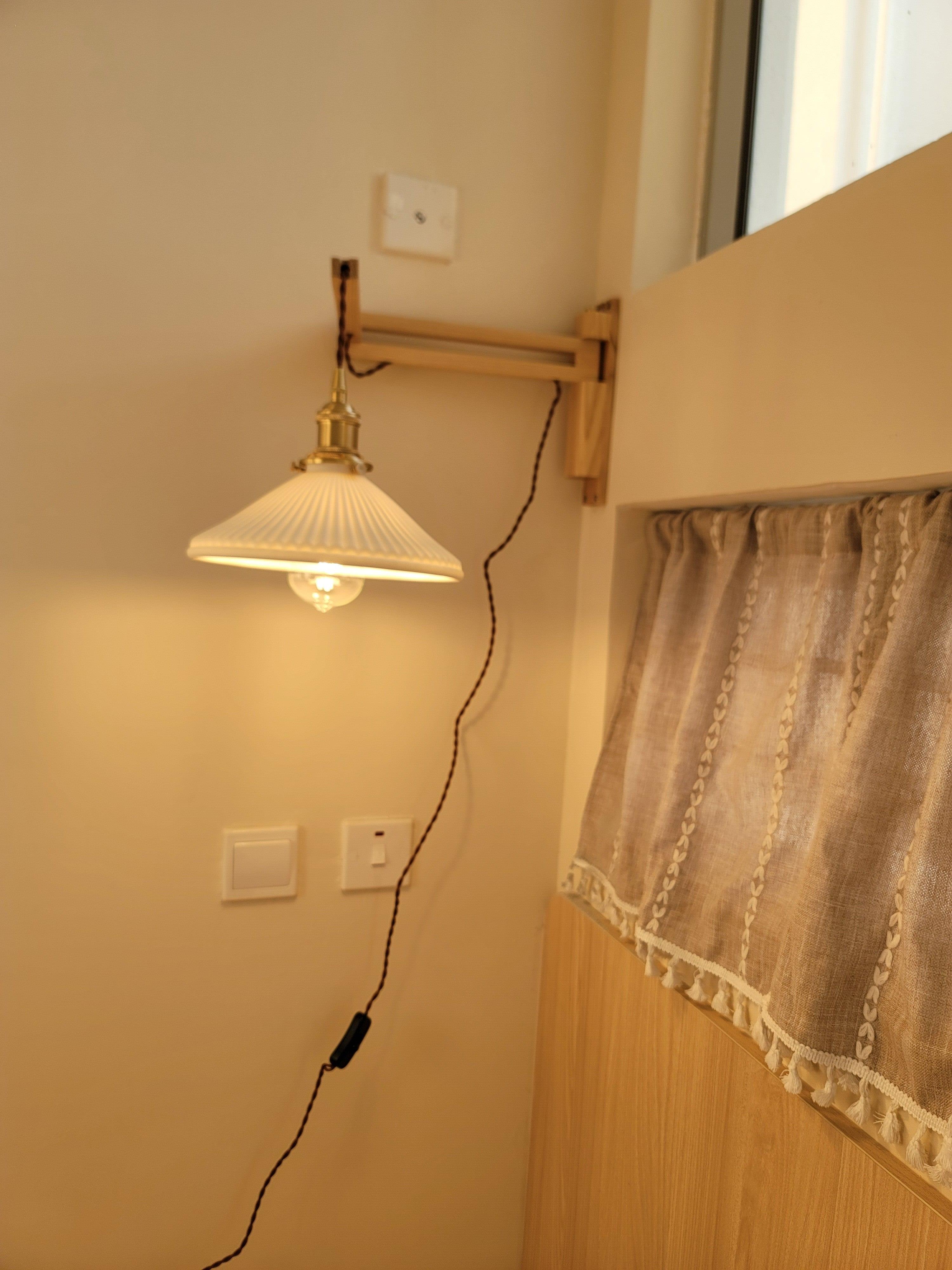 walnut-telescopic-wall-lamp-anzaz--43