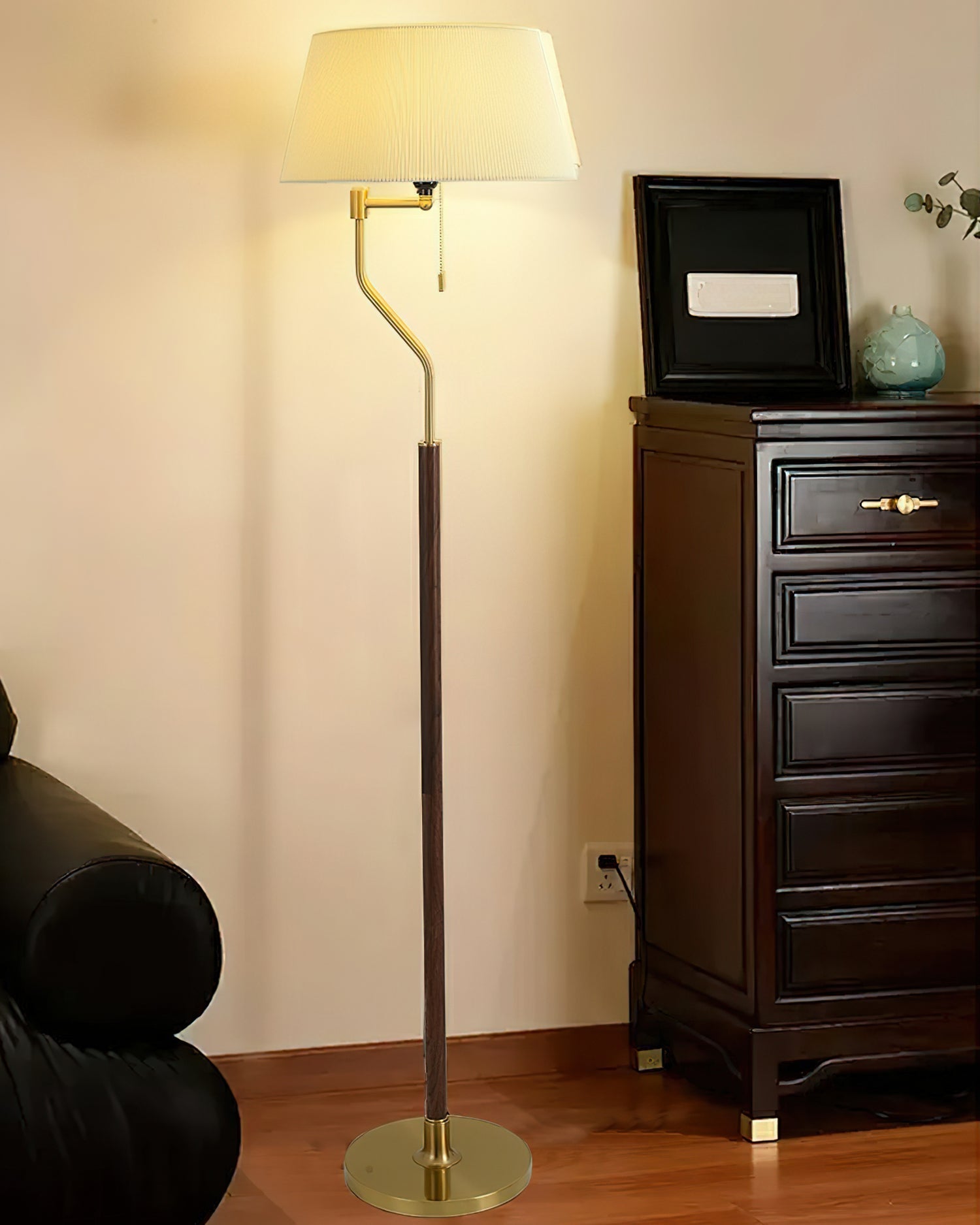 walnut-whisper-floor-lamp-anzaz--12