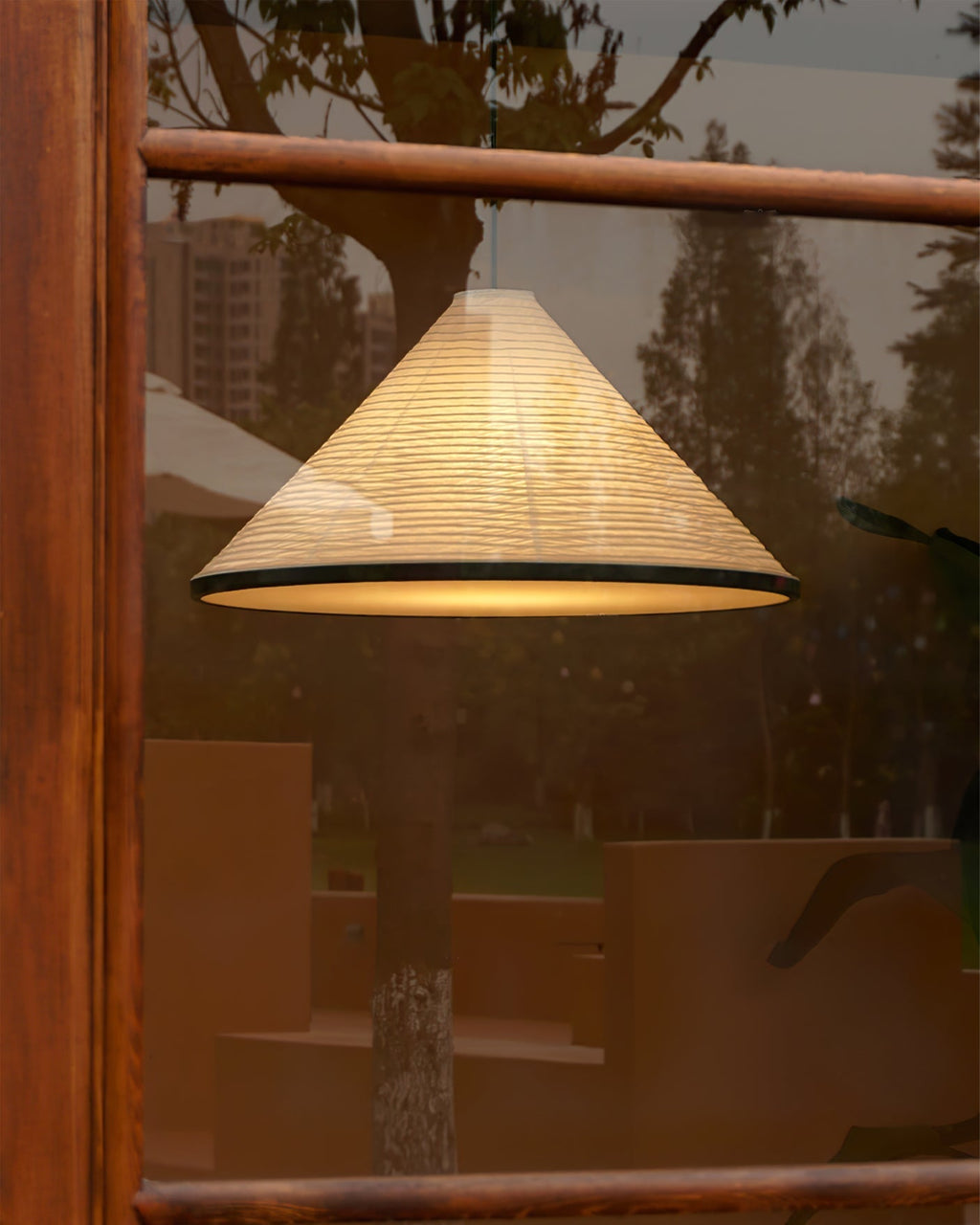 washi-paper-pyramid-pendant-lamp-anzaz--31