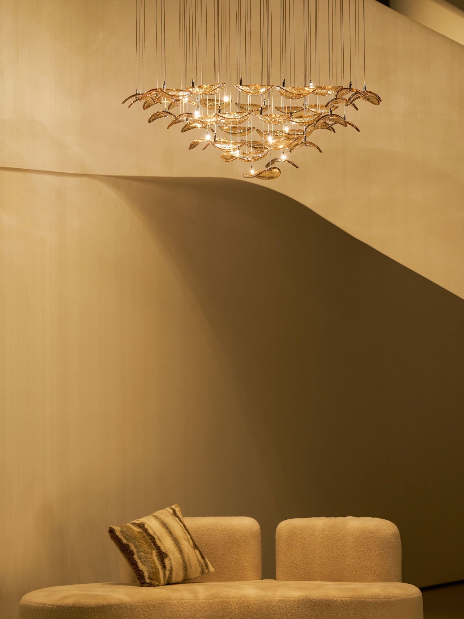 wave-floating-leaf-chandelier-anzaz--35