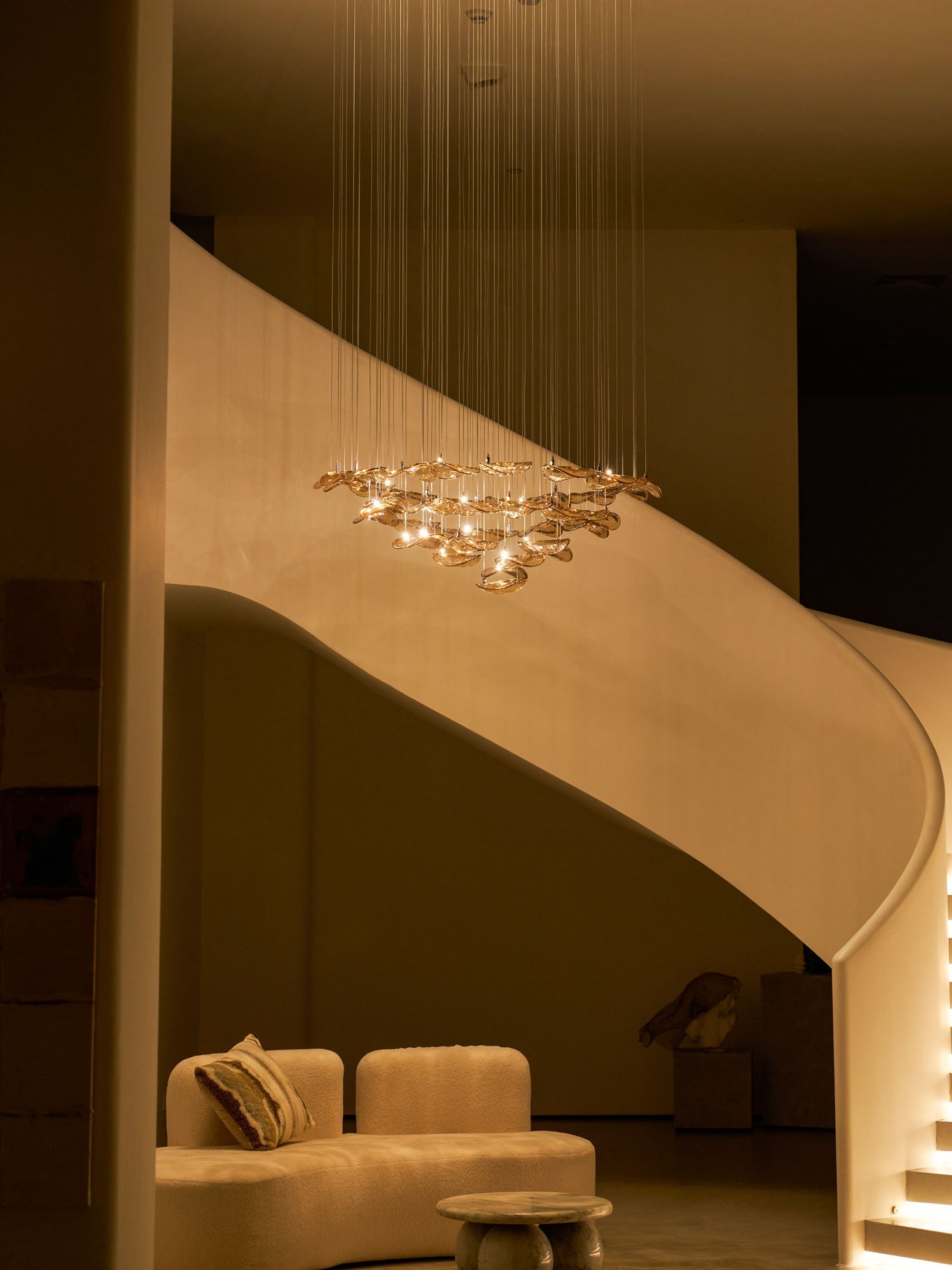 wave-floating-leaf-chandelier-anzaz--36
