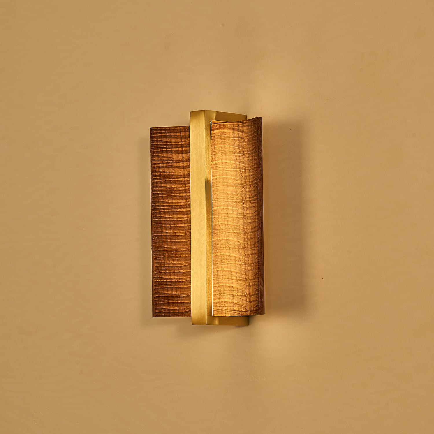 whisperwood-wall-light-anzaz--18