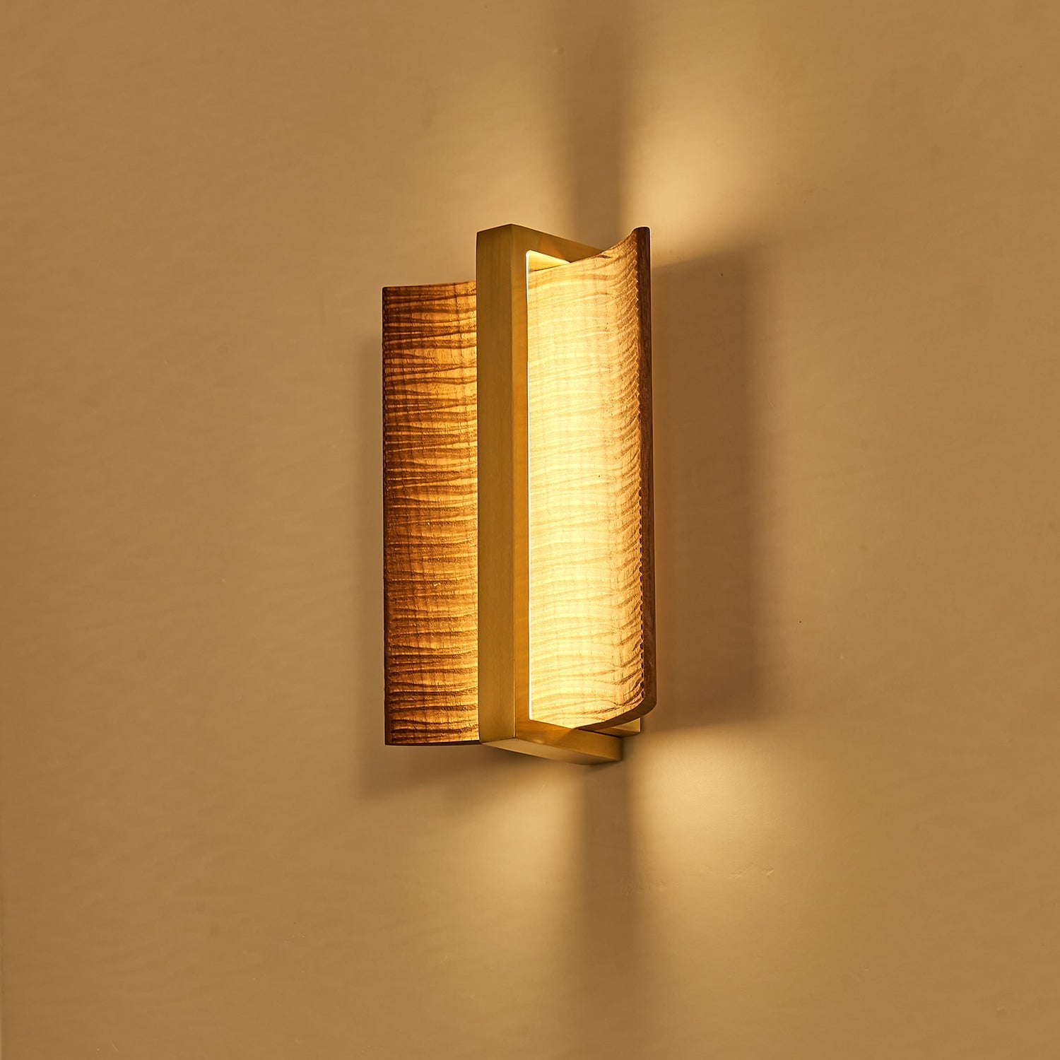 whisperwood-wall-light-anzaz--19
