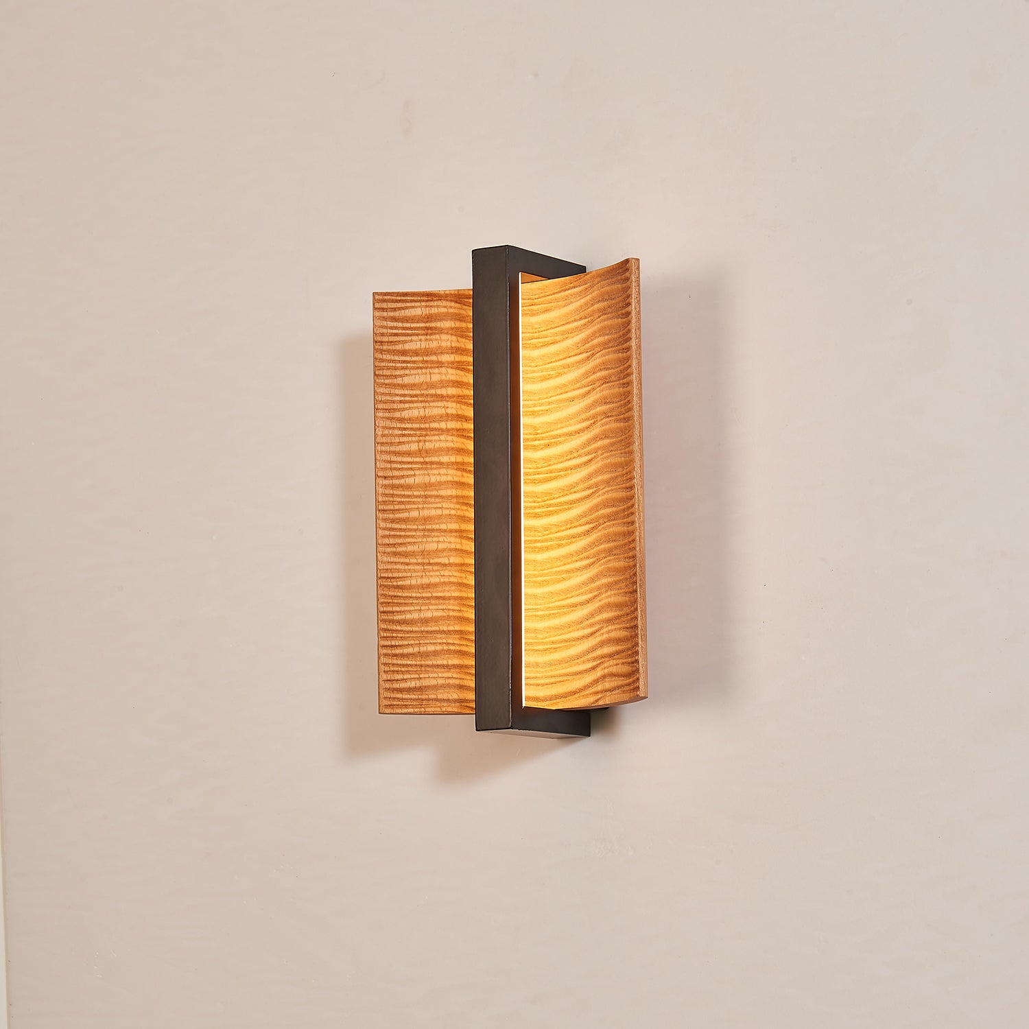 whisperwood-wall-light-anzaz--8