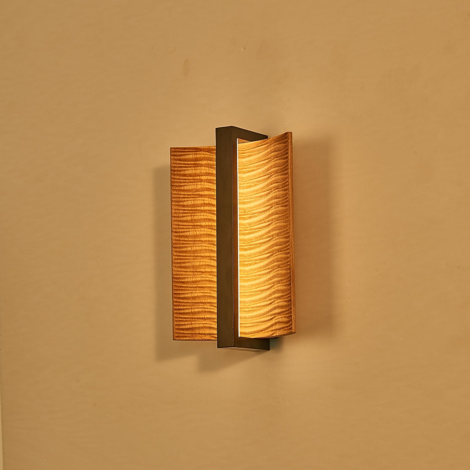 whisperwood-wall-light-anzaz--12