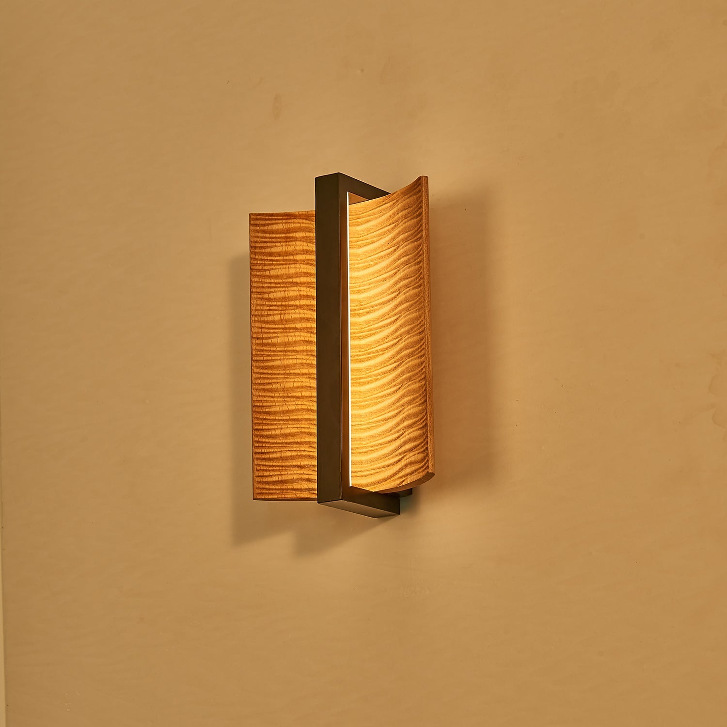 whisperwood-wall-light-anzaz--13