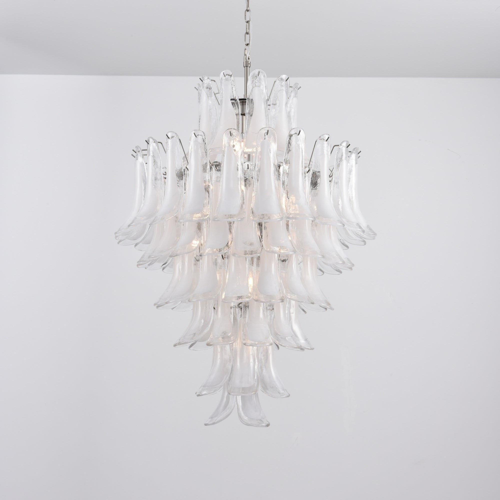 white-cloud-glass-petals-chandelier-anzaz--2