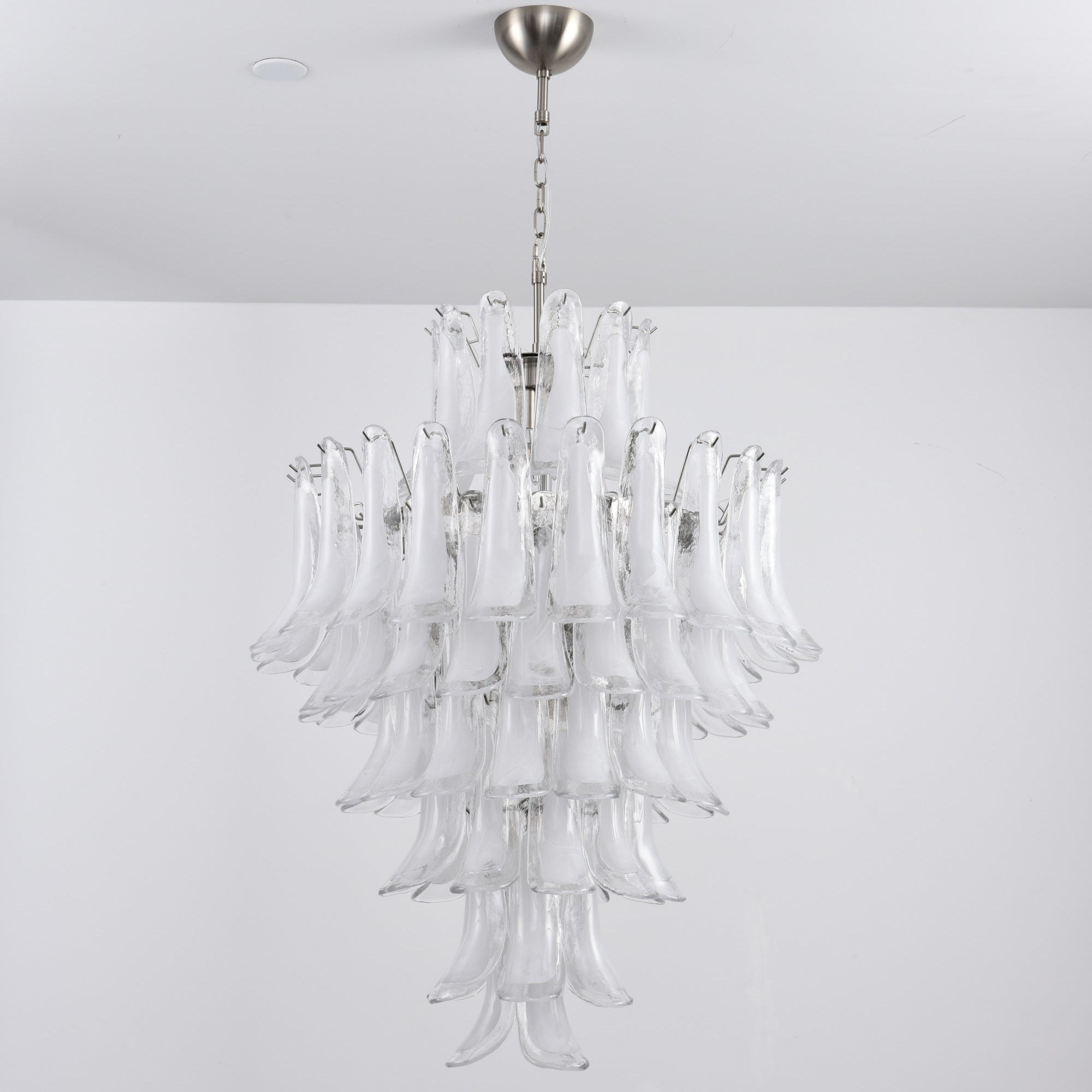 white-cloud-glass-petals-chandelier-anzaz--12