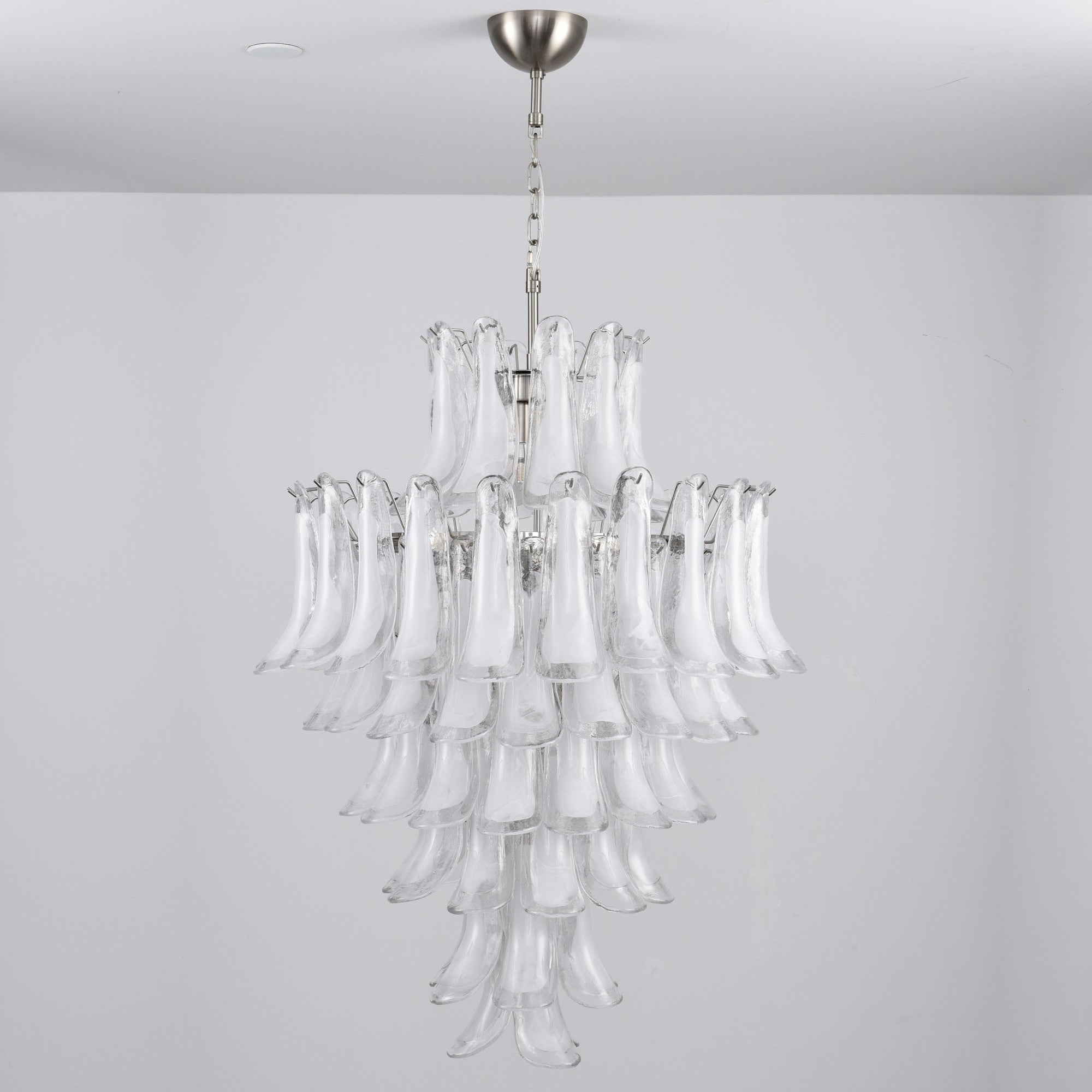 white-cloud-glass-petals-chandelier-anzaz--7