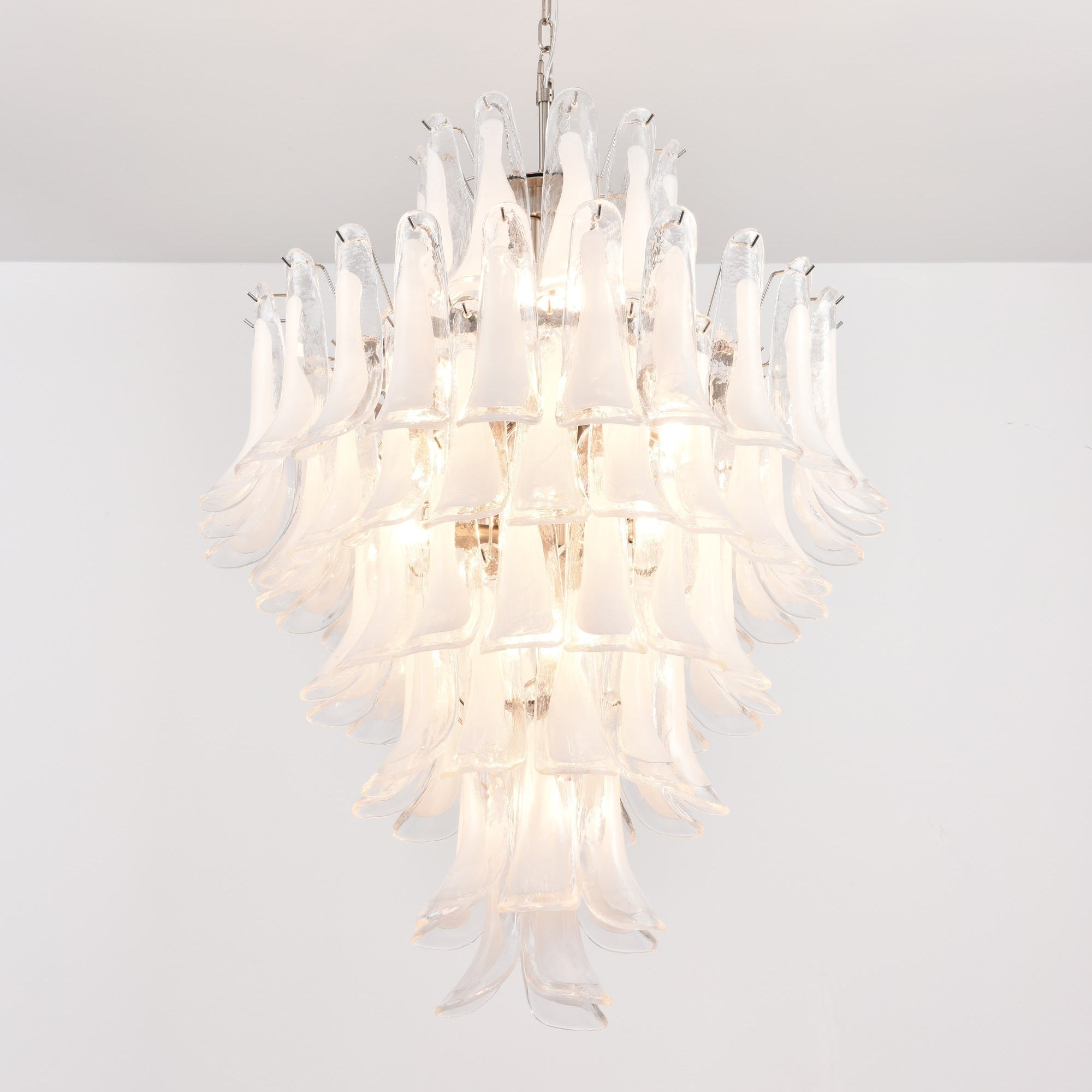 white-cloud-glass-petals-chandelier-anzaz--27