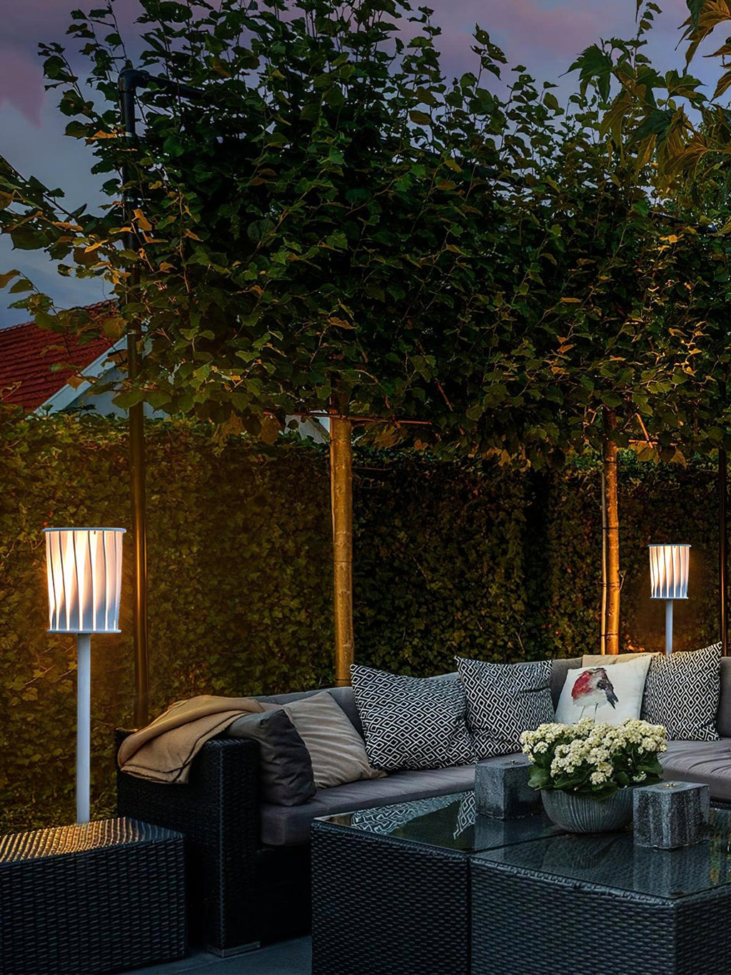 white-column-outdoor-light-anzaz--16
