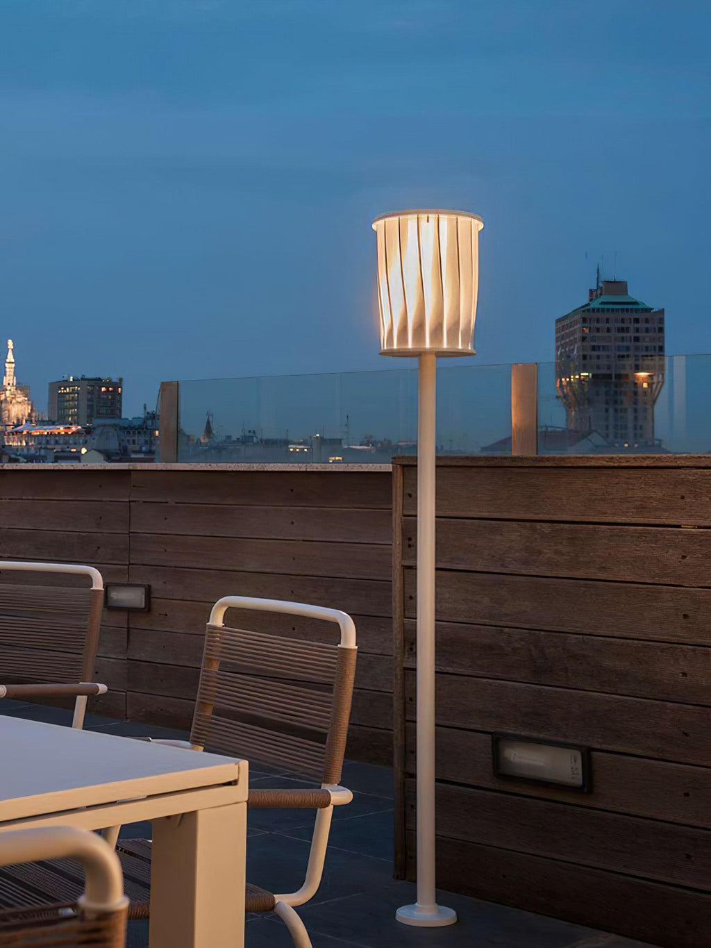 white-column-outdoor-light-anzaz--18