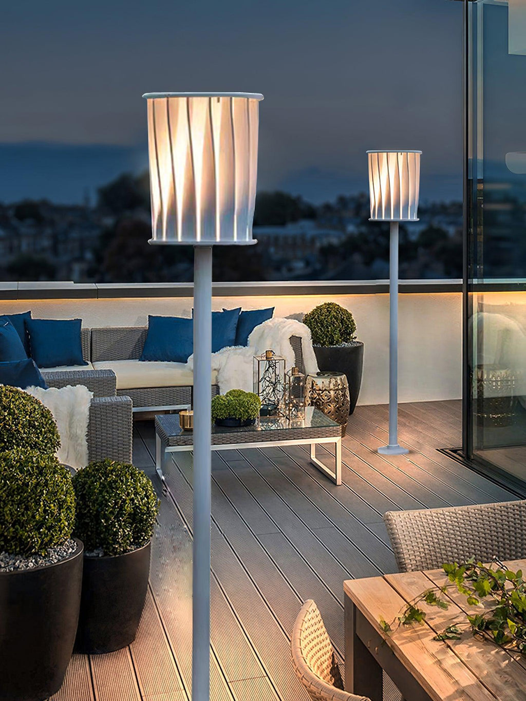 white-column-outdoor-light-anzaz--20