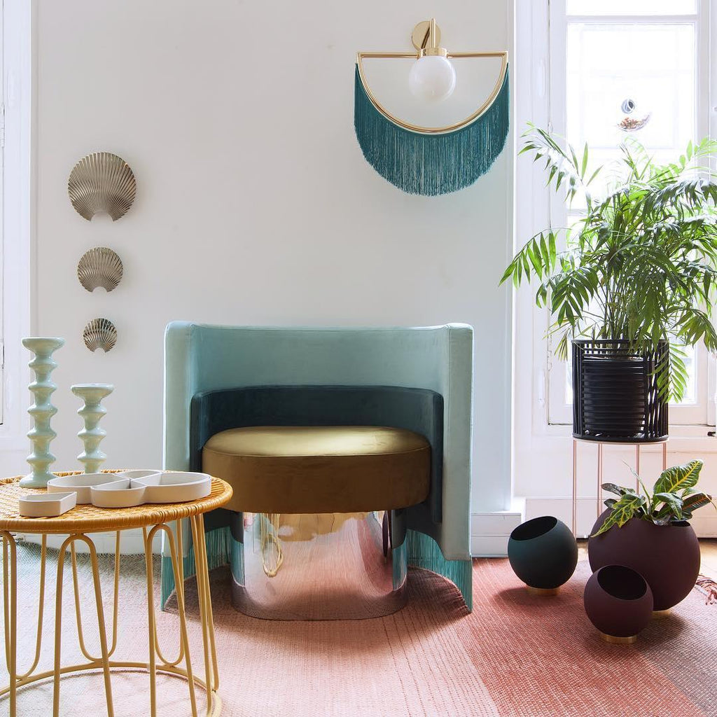 wink-tassel-cute-wall-lamp-anzaz-Gold & Black-5