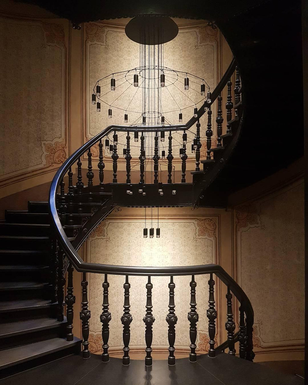 lines-chandelier-anzaz--35