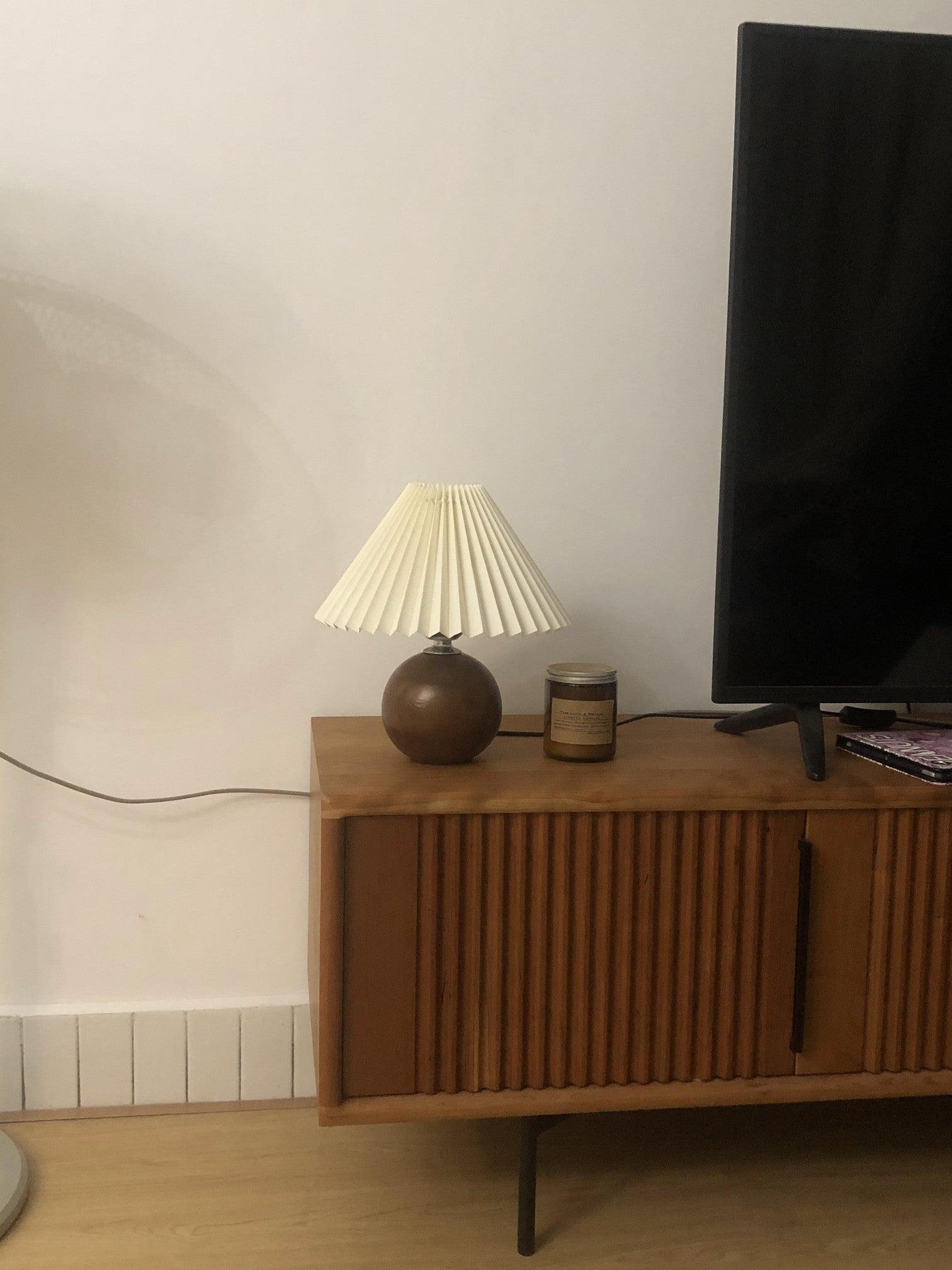 wooden-pleated-table-lamp-anzaz--17