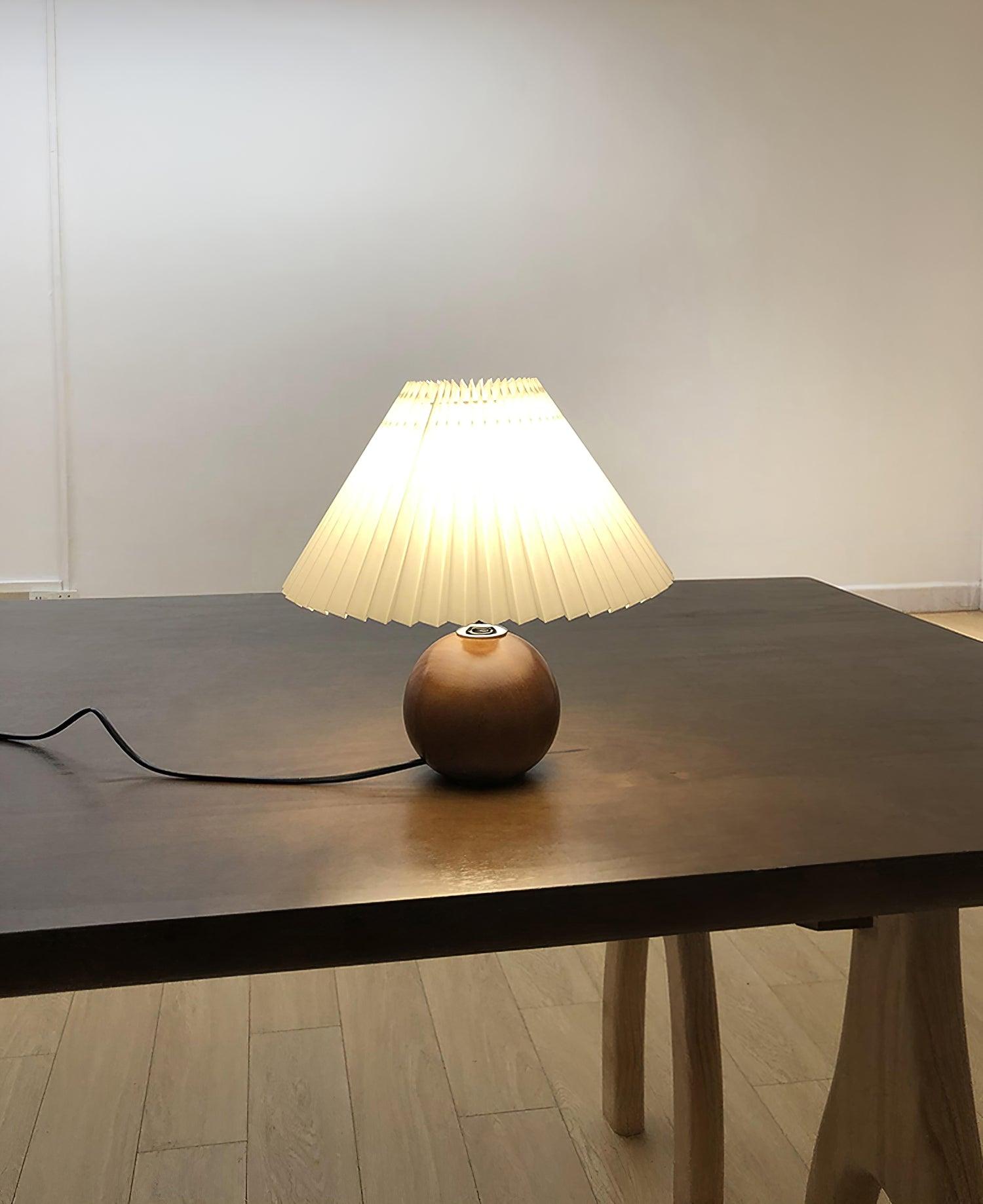 wooden-pleated-table-lamp-anzaz--20
