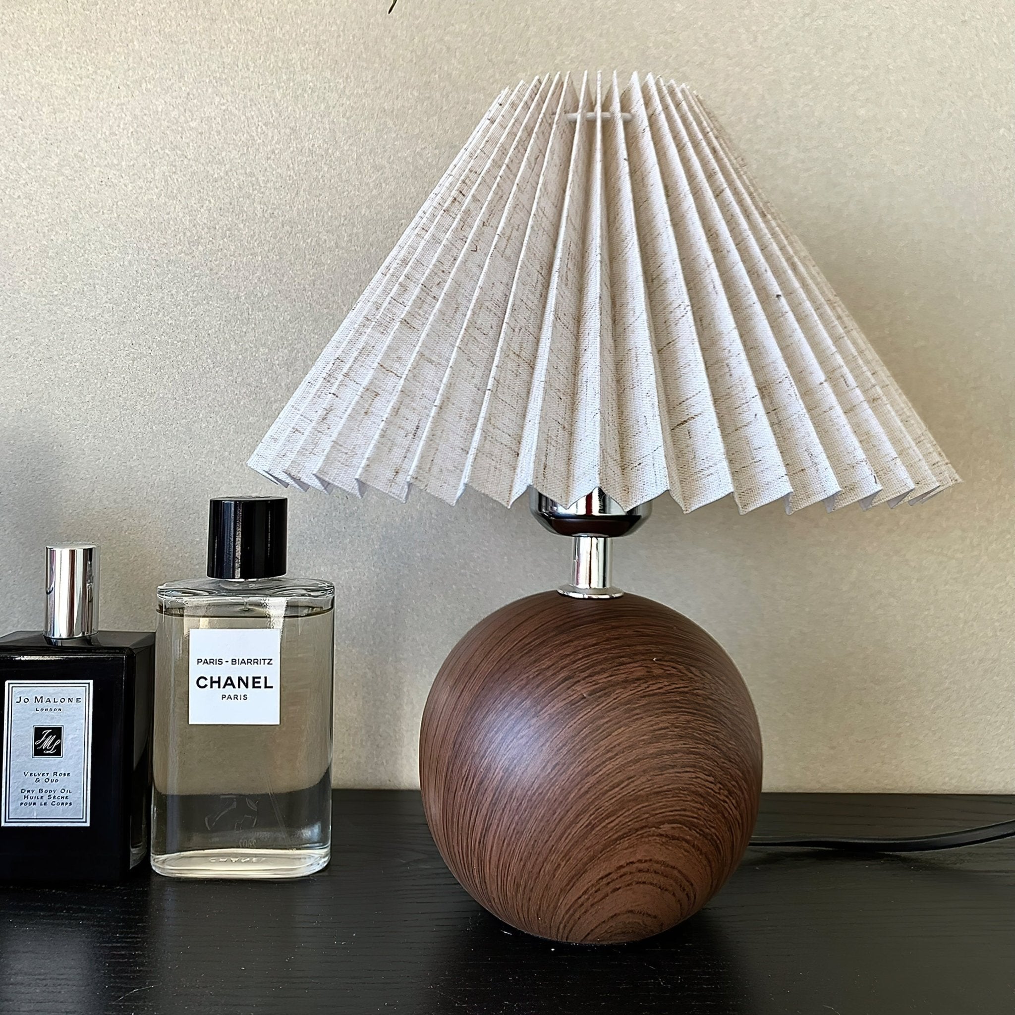 wooden-pleated-table-lamp-anzaz--36