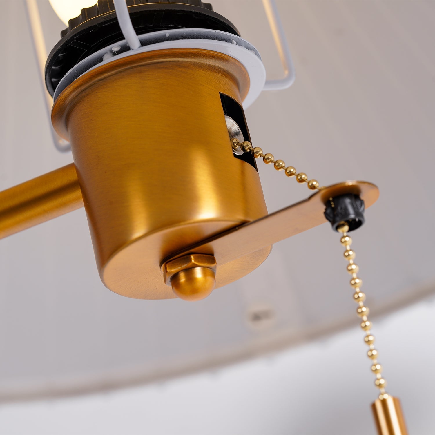 pleated-retro-wooden-table-lamp-anzaz--13